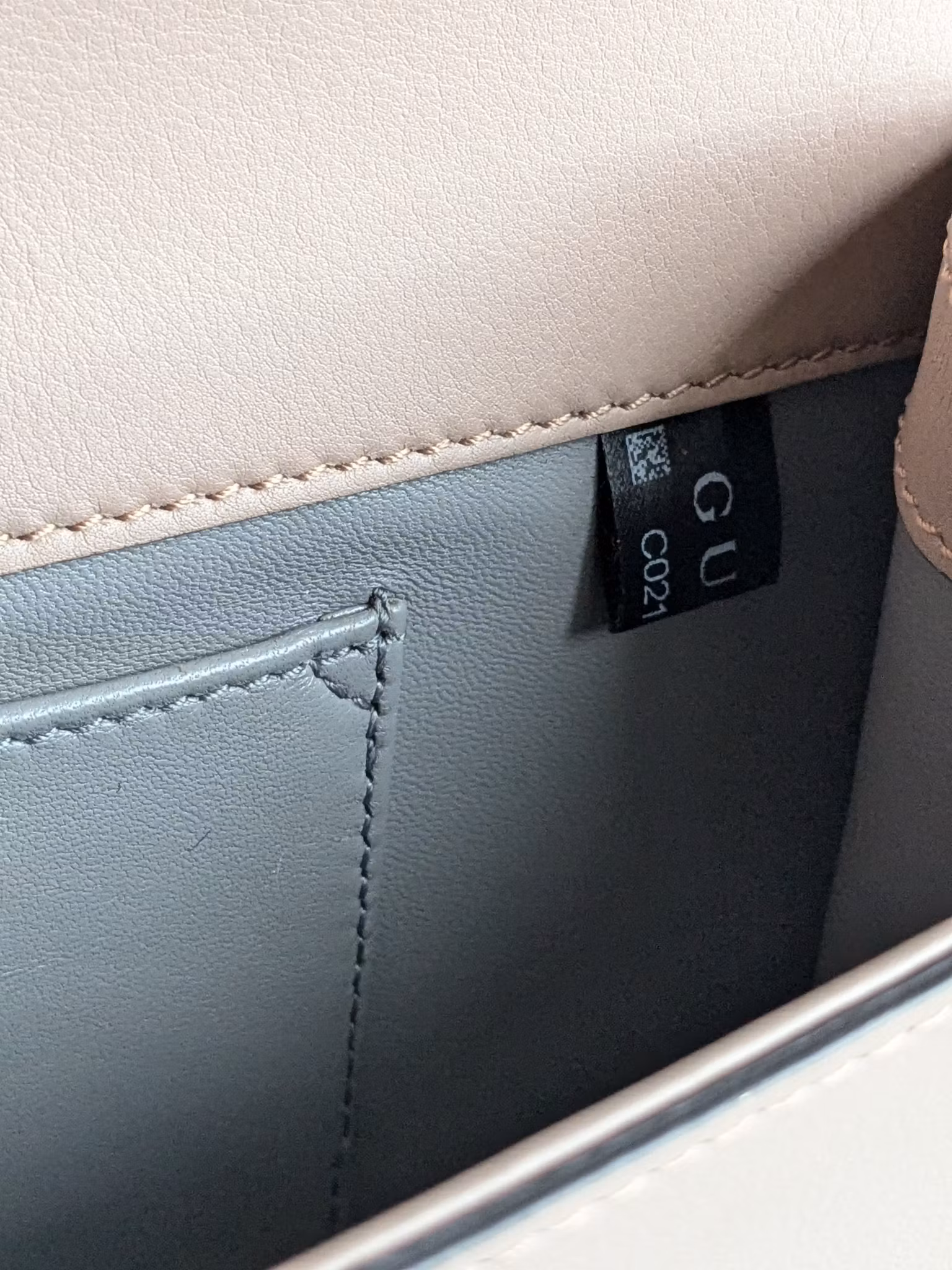 Gucci calfskin Pearly GG Marmont Clutch