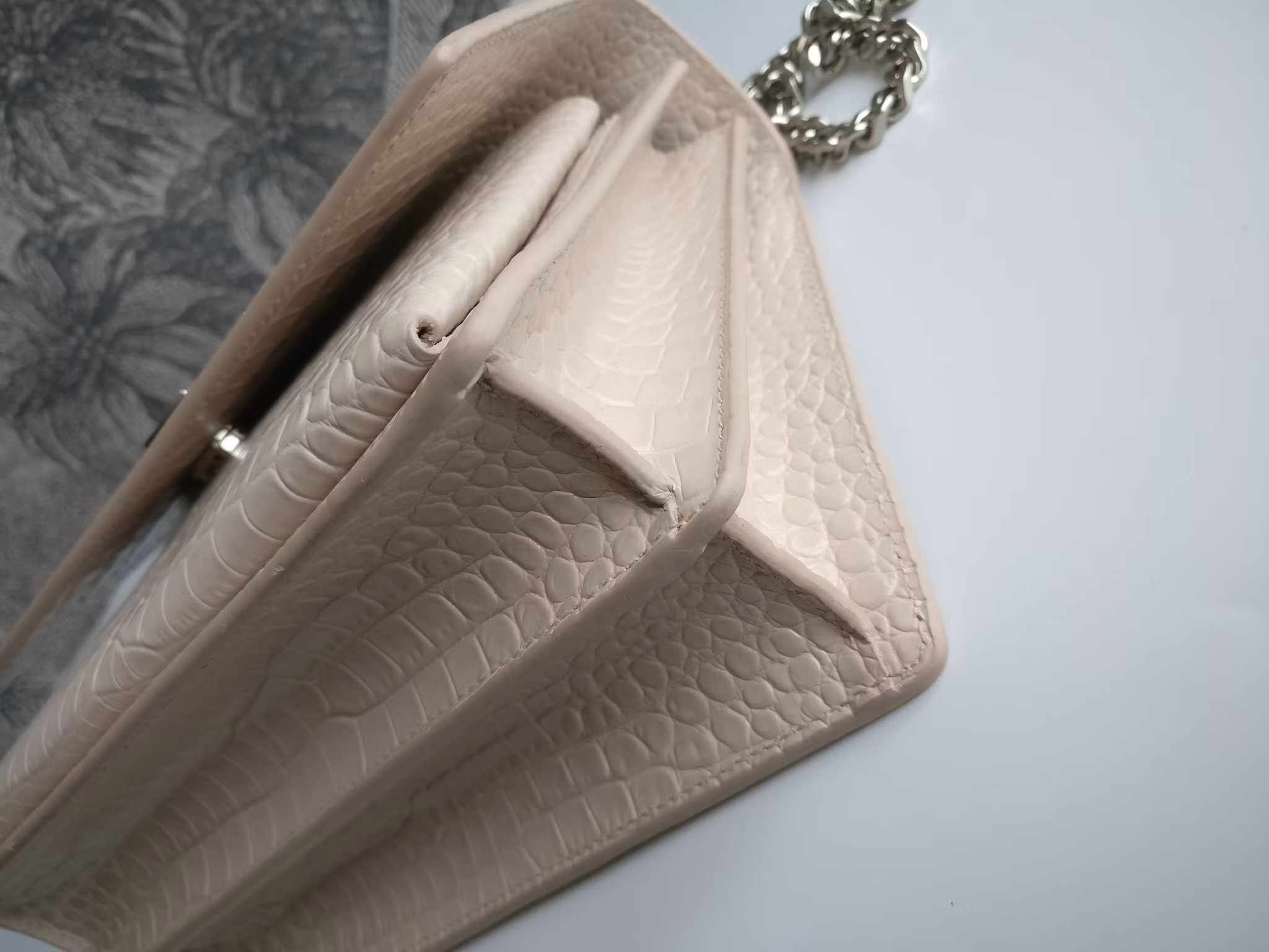 Saint Laurent Sunset Medium Crocodile embossed