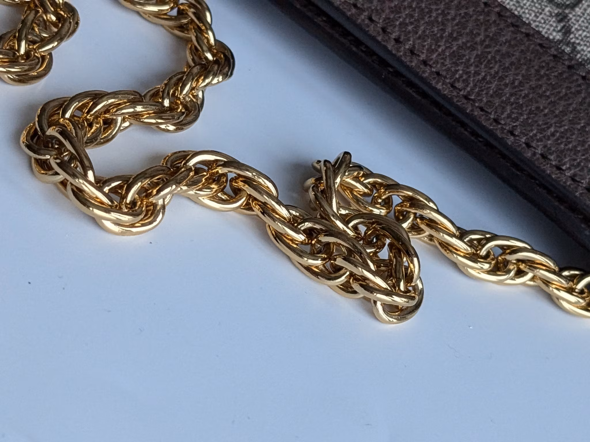 Gucci Ophidia Shoulder bag