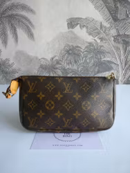 Louis Vuitton Pochette Accessoires
