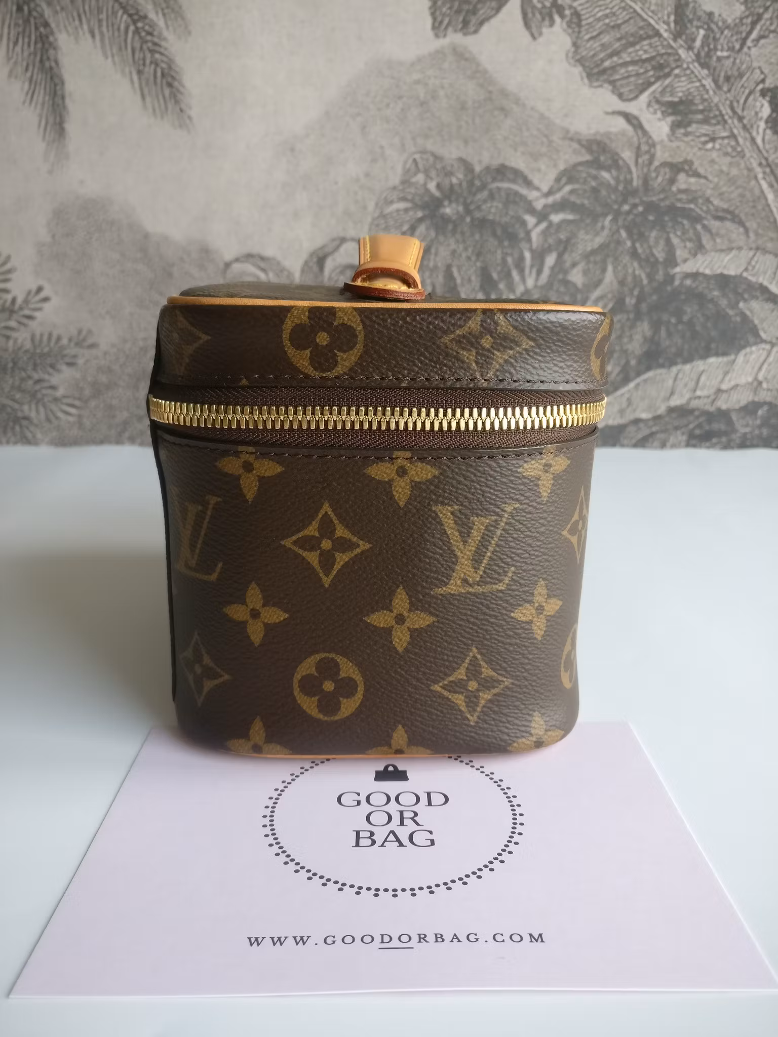 Louis Vuitton Nice Mini Vanity
