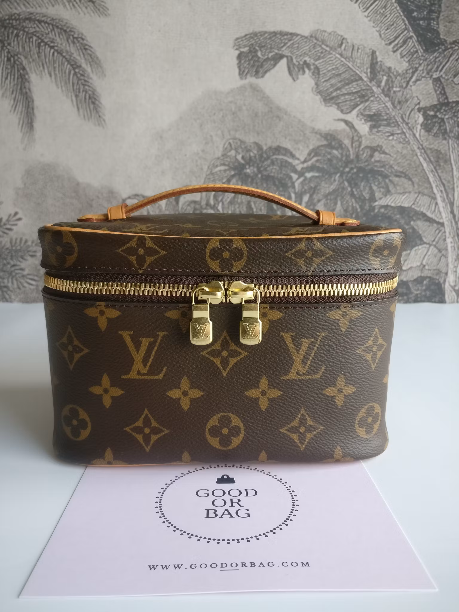 Louis Vuitton Nice Mini Vanity