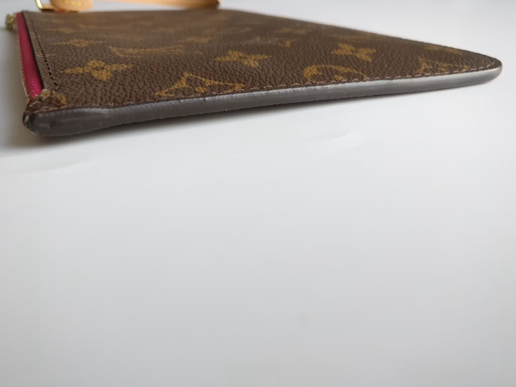 Louis Vuitton Neverfull MM pochette