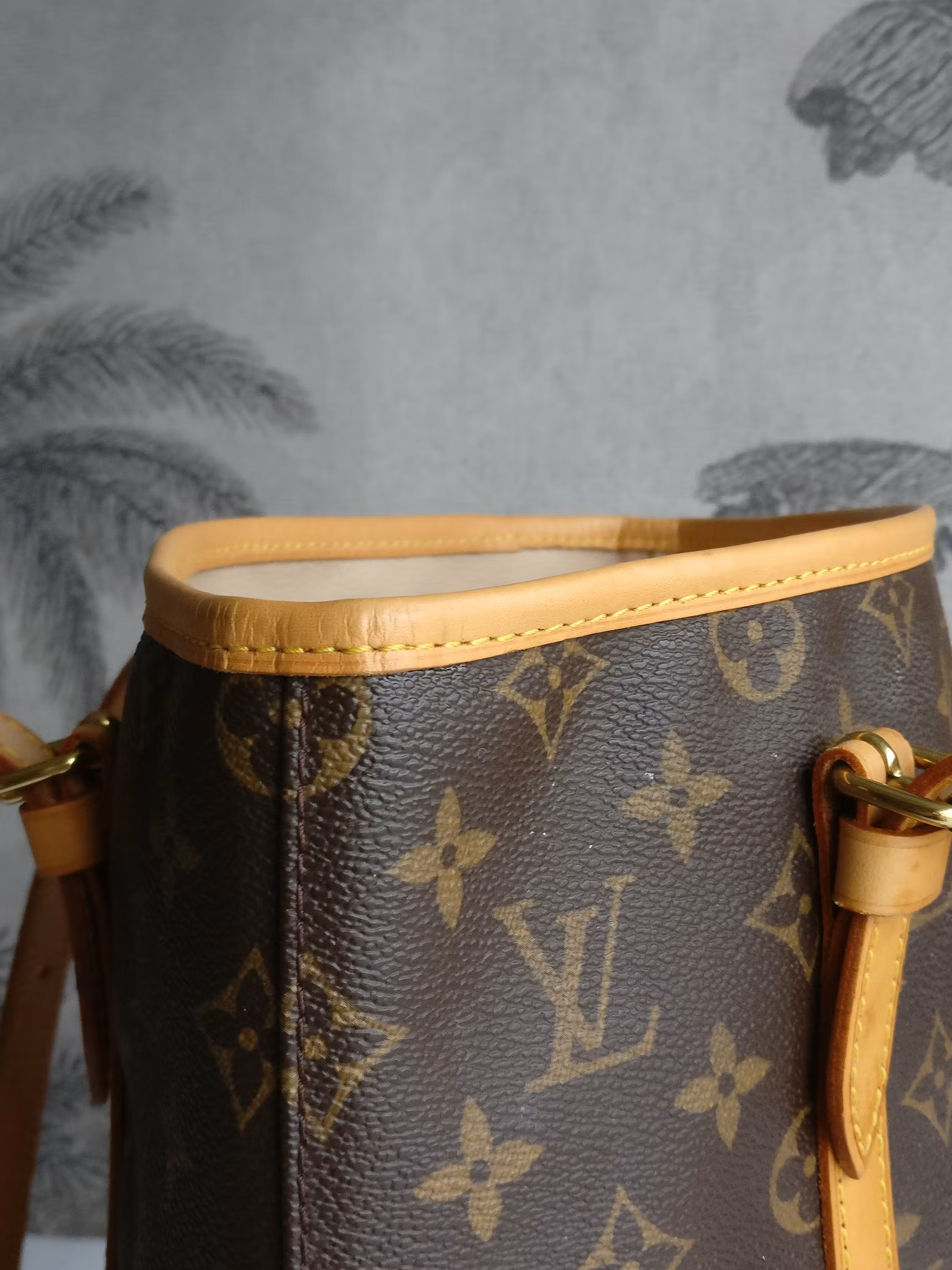Louis Vuitton Bucket GM