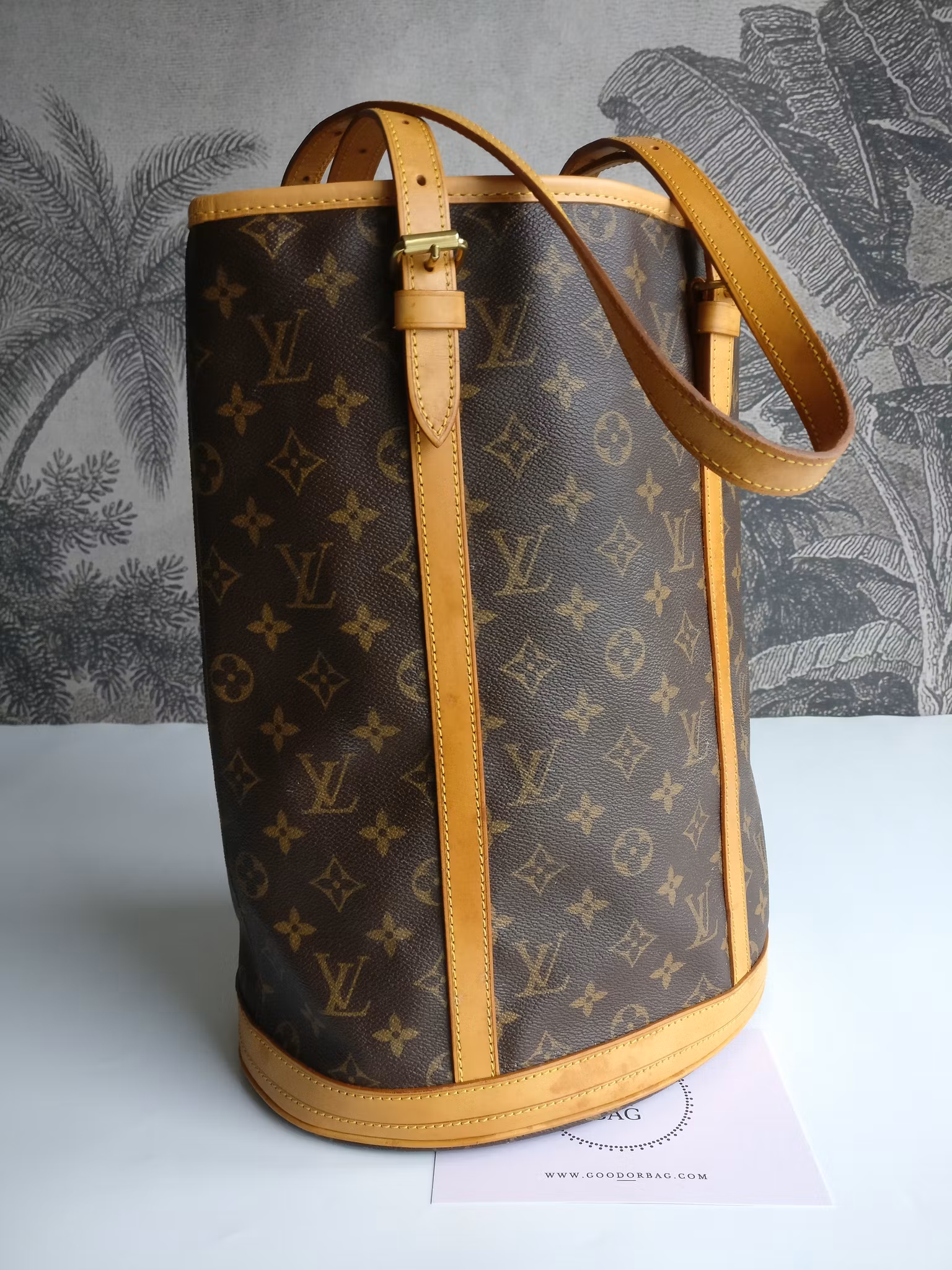 Louis Vuitton Bucket GM