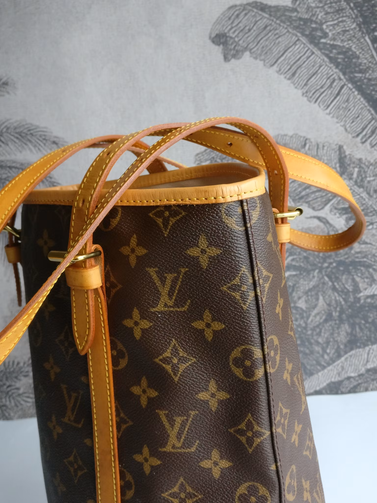 Louis Vuitton Bucket GM