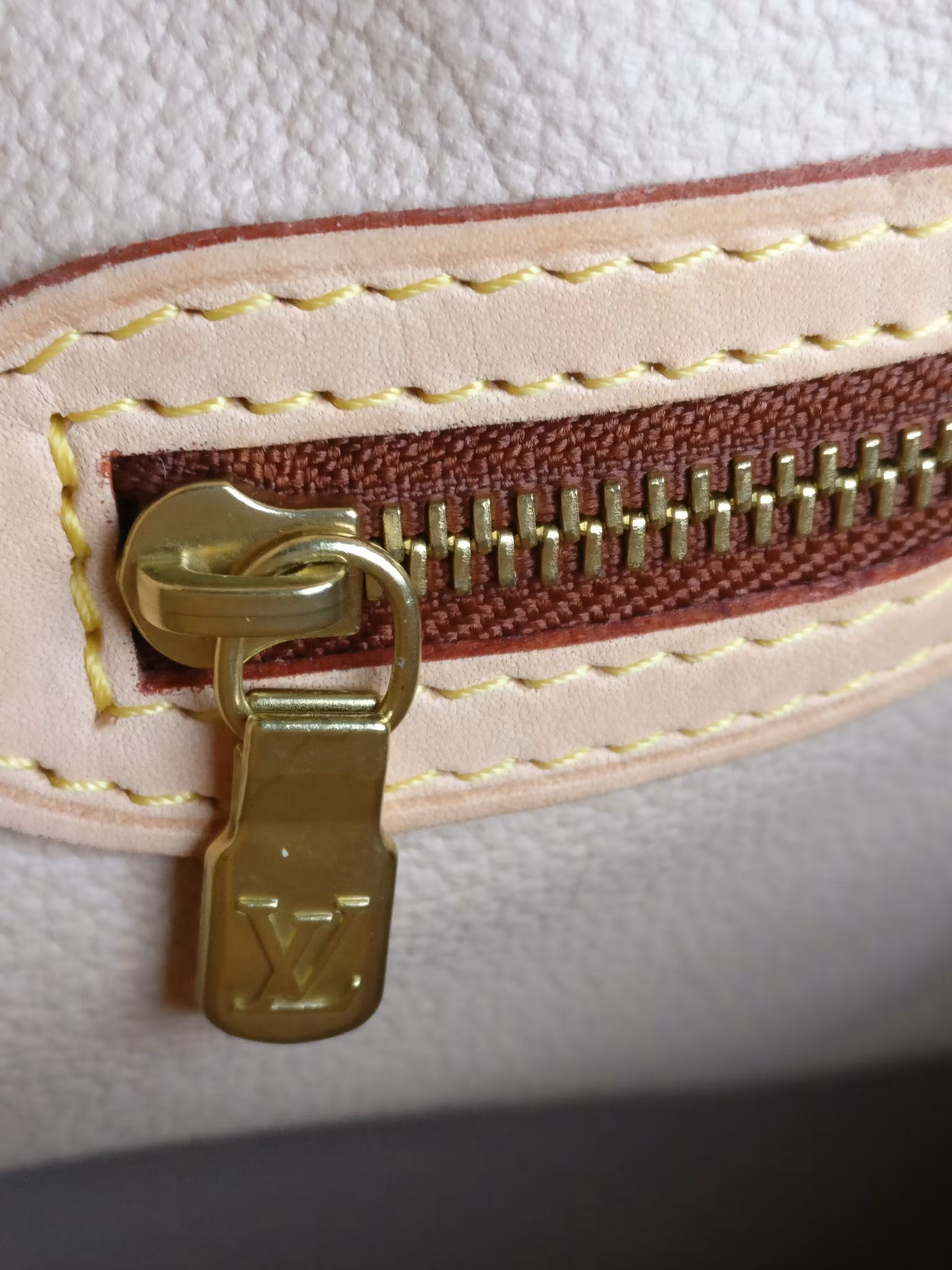 Louis Vuitton Bucket GM