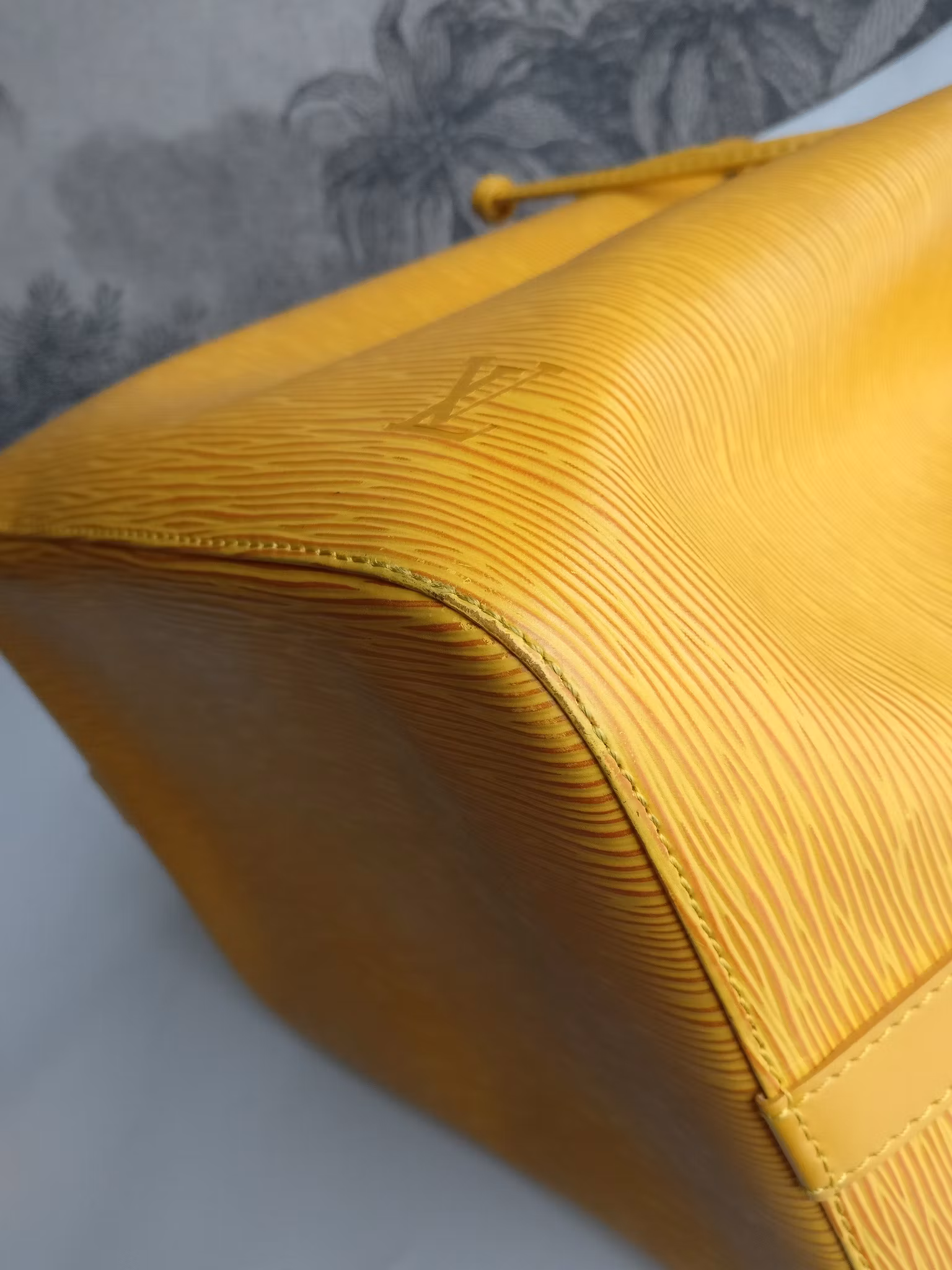 Louis Vuitton Petit Noé yellow epi