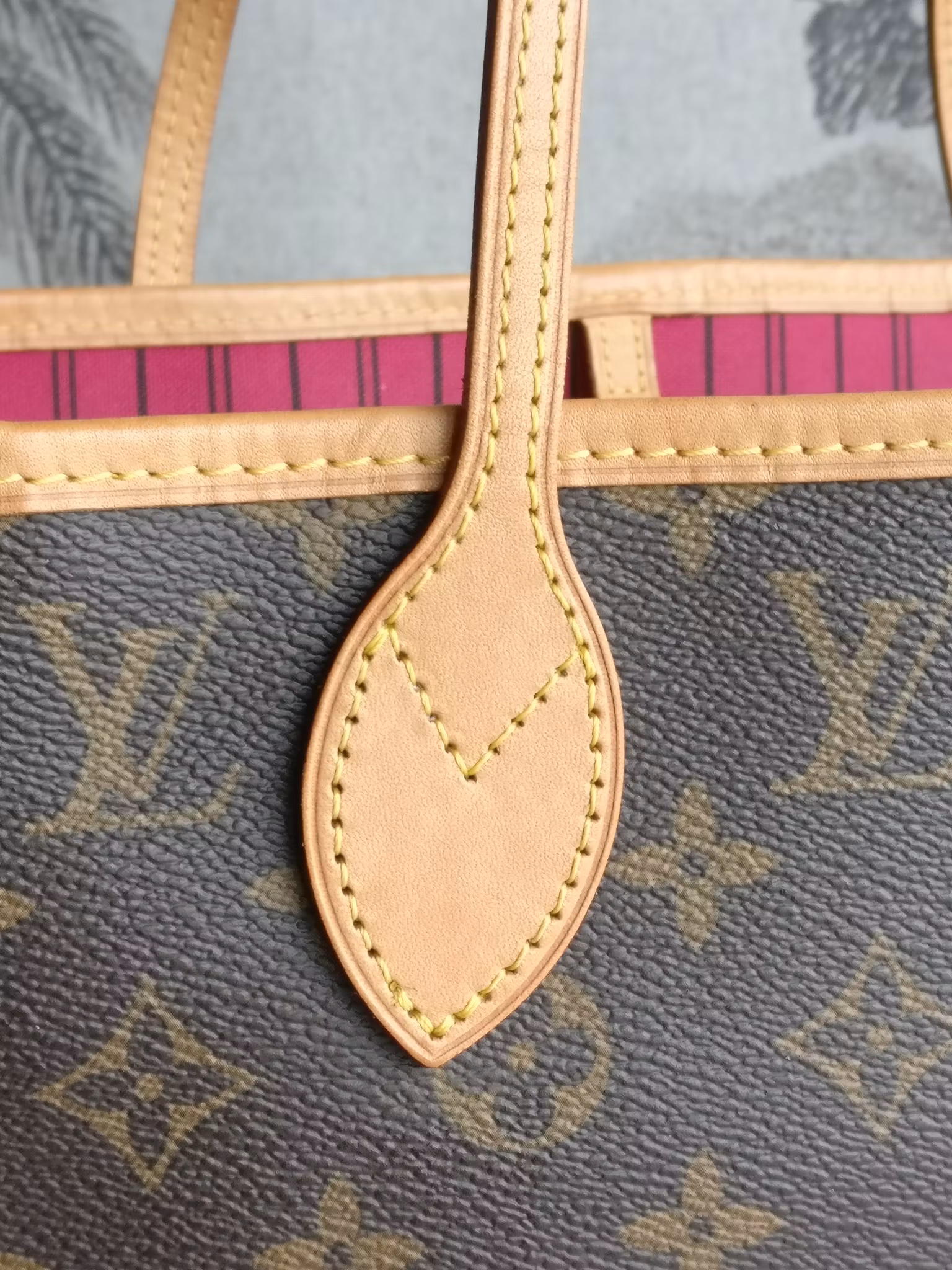 Louis Vuitton Neverfull MM