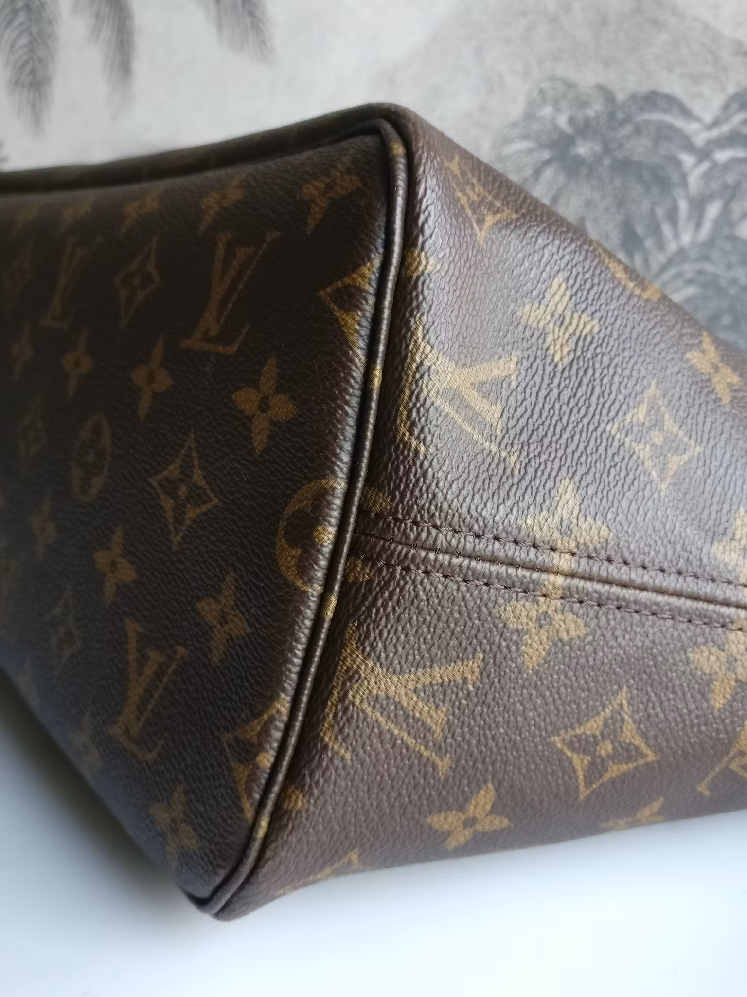 Louis Vuitton Neverfull MM