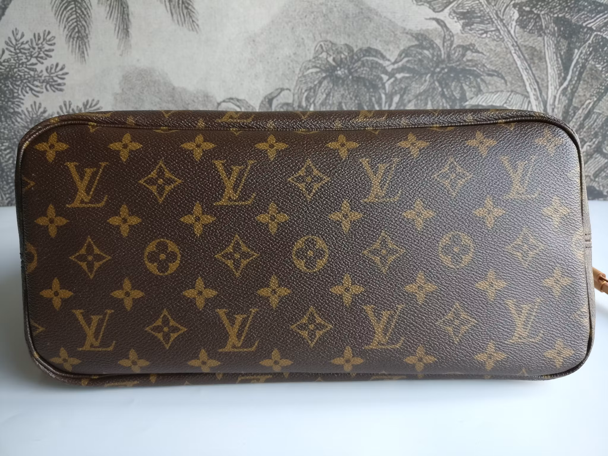 Louis Vuitton Neverfull MM