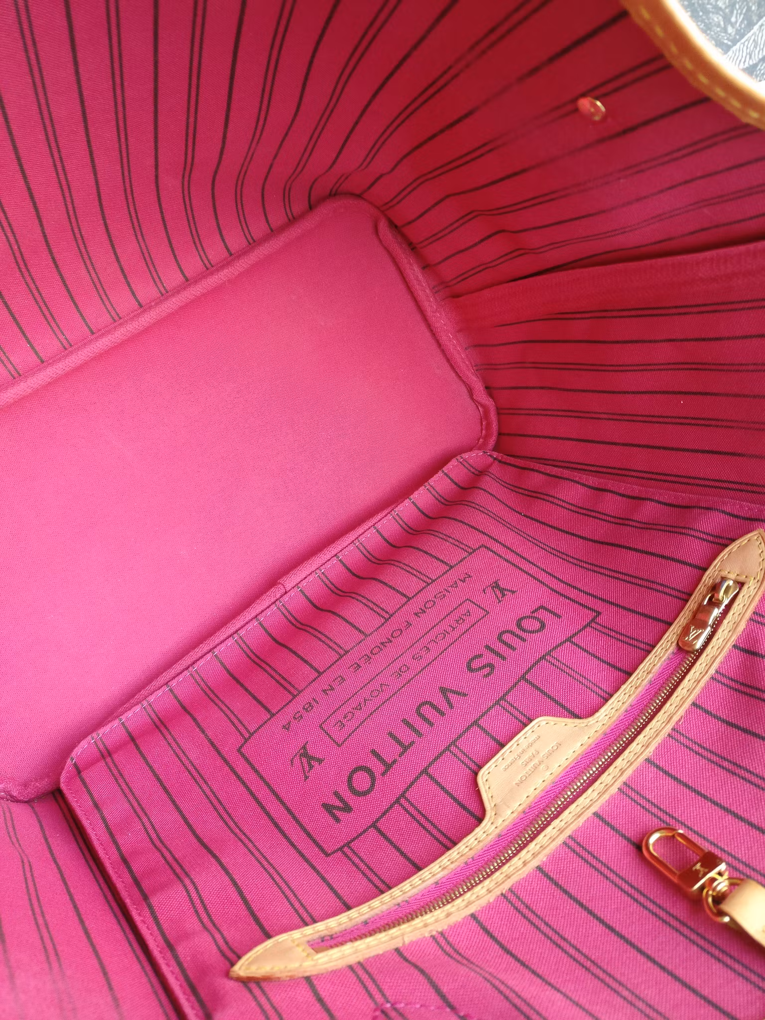 Louis Vuitton Neverfull MM