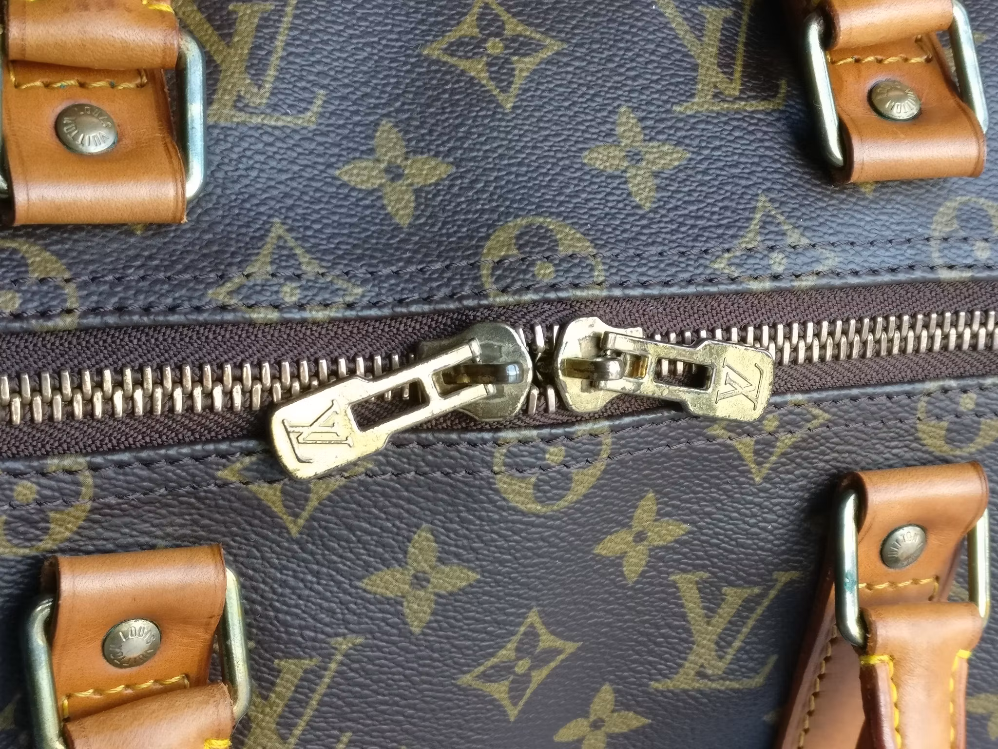 Louis Vuitton Keepall 50