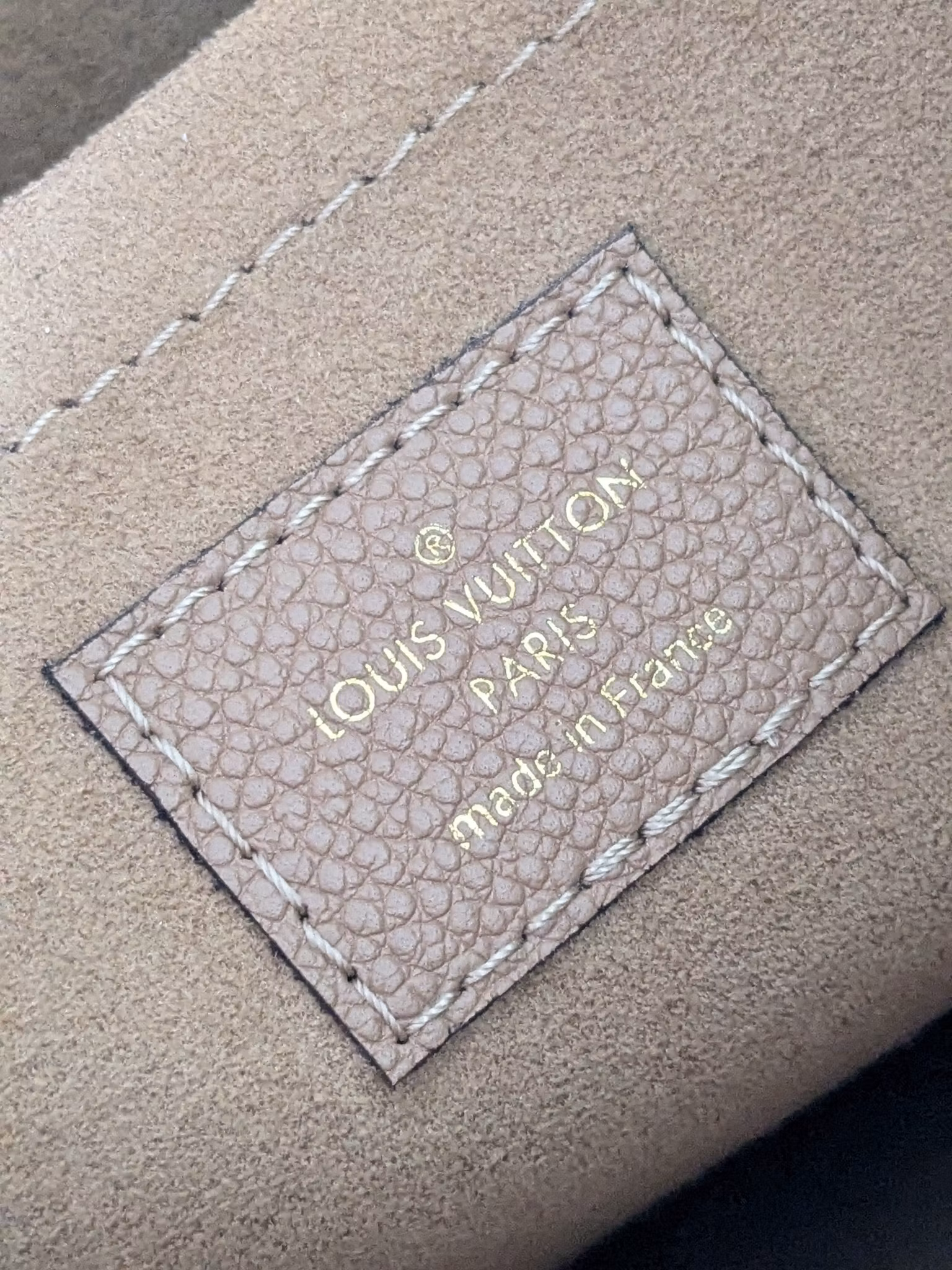 Louis Vuitton Daily pouch sesame