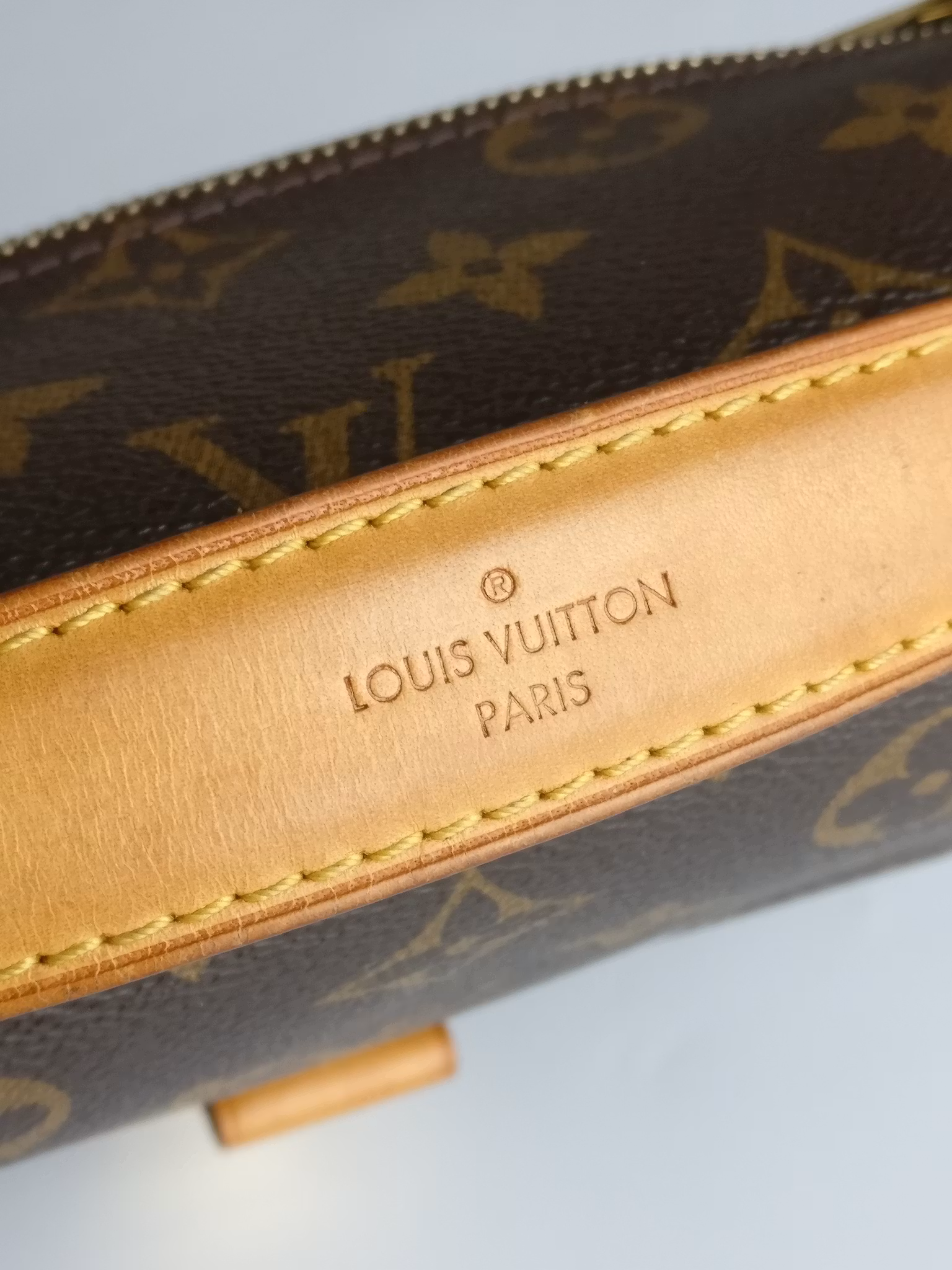 Louis Vuitton Pochette Metis