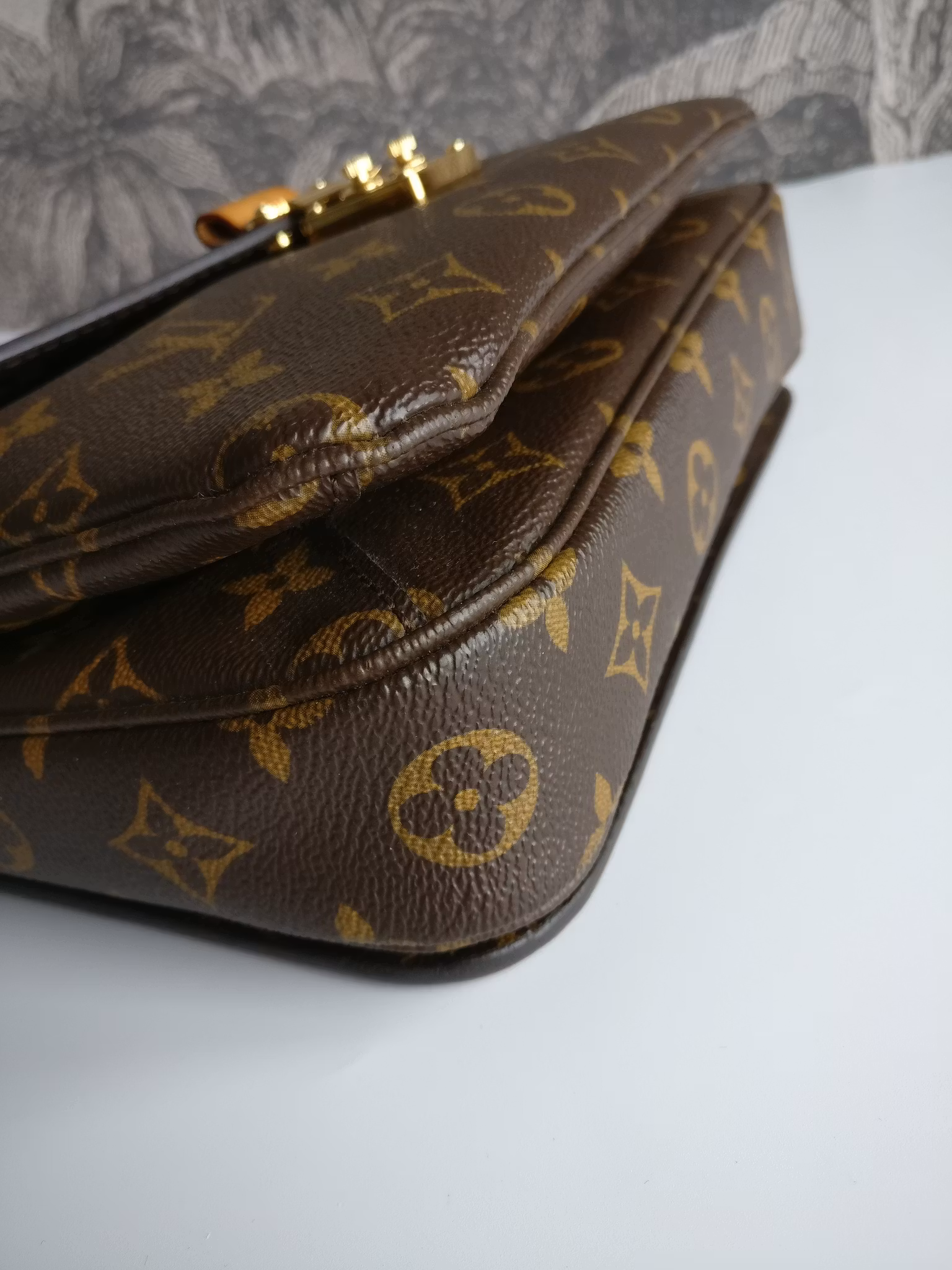 Louis Vuitton Pochette Metis