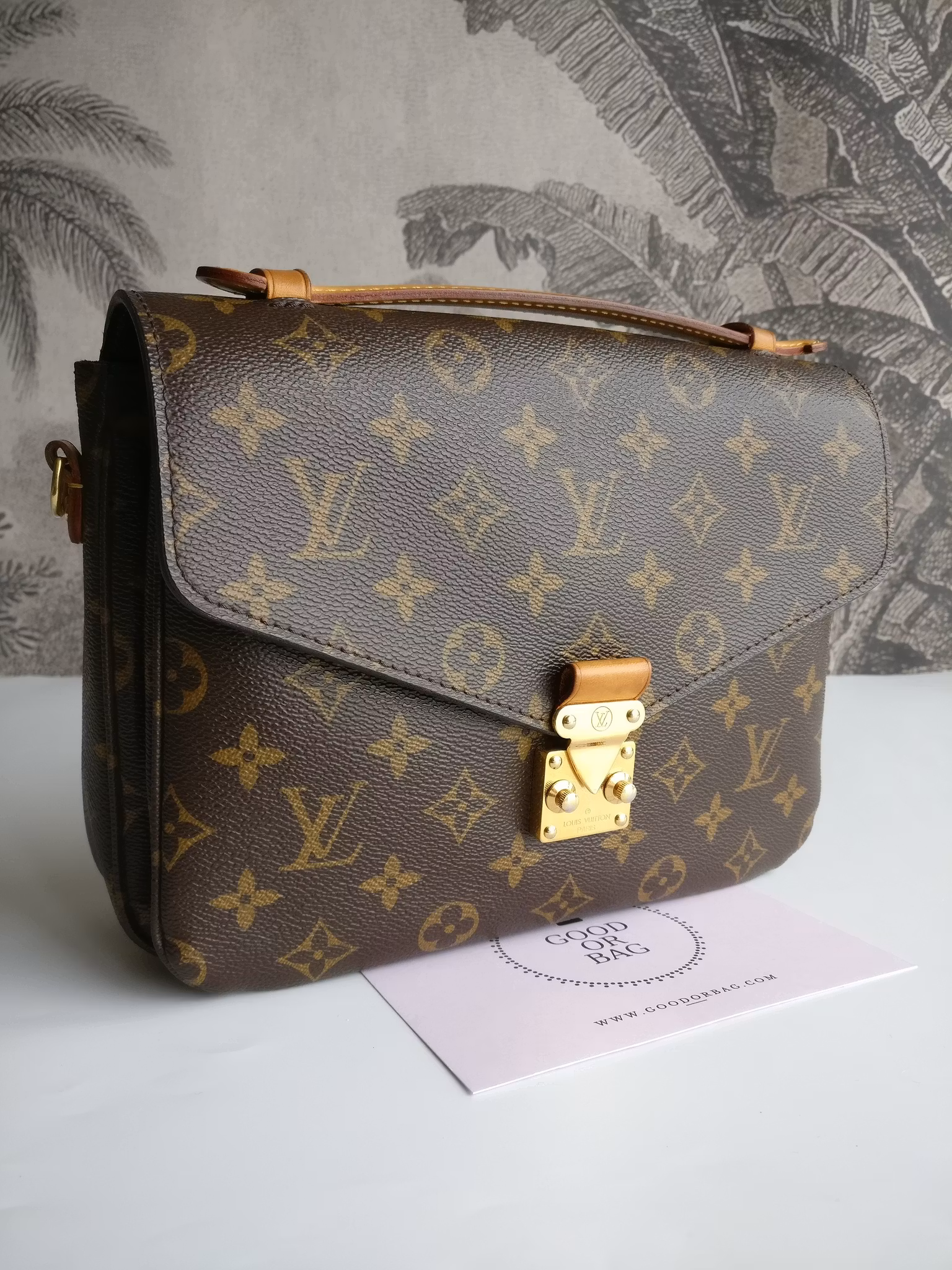 Louis Vuitton Pochette Metis