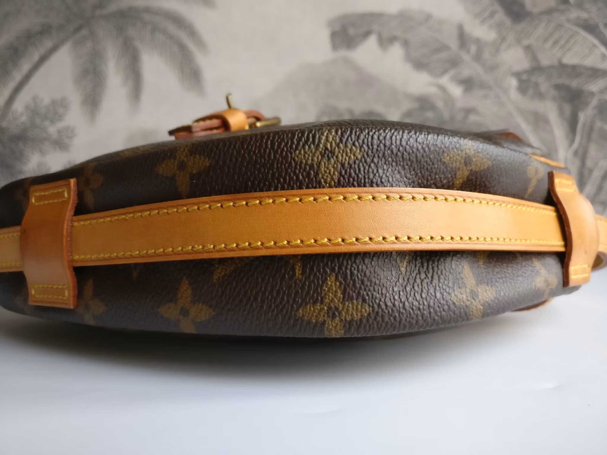 Louis Vuitton Jeune Fille MM