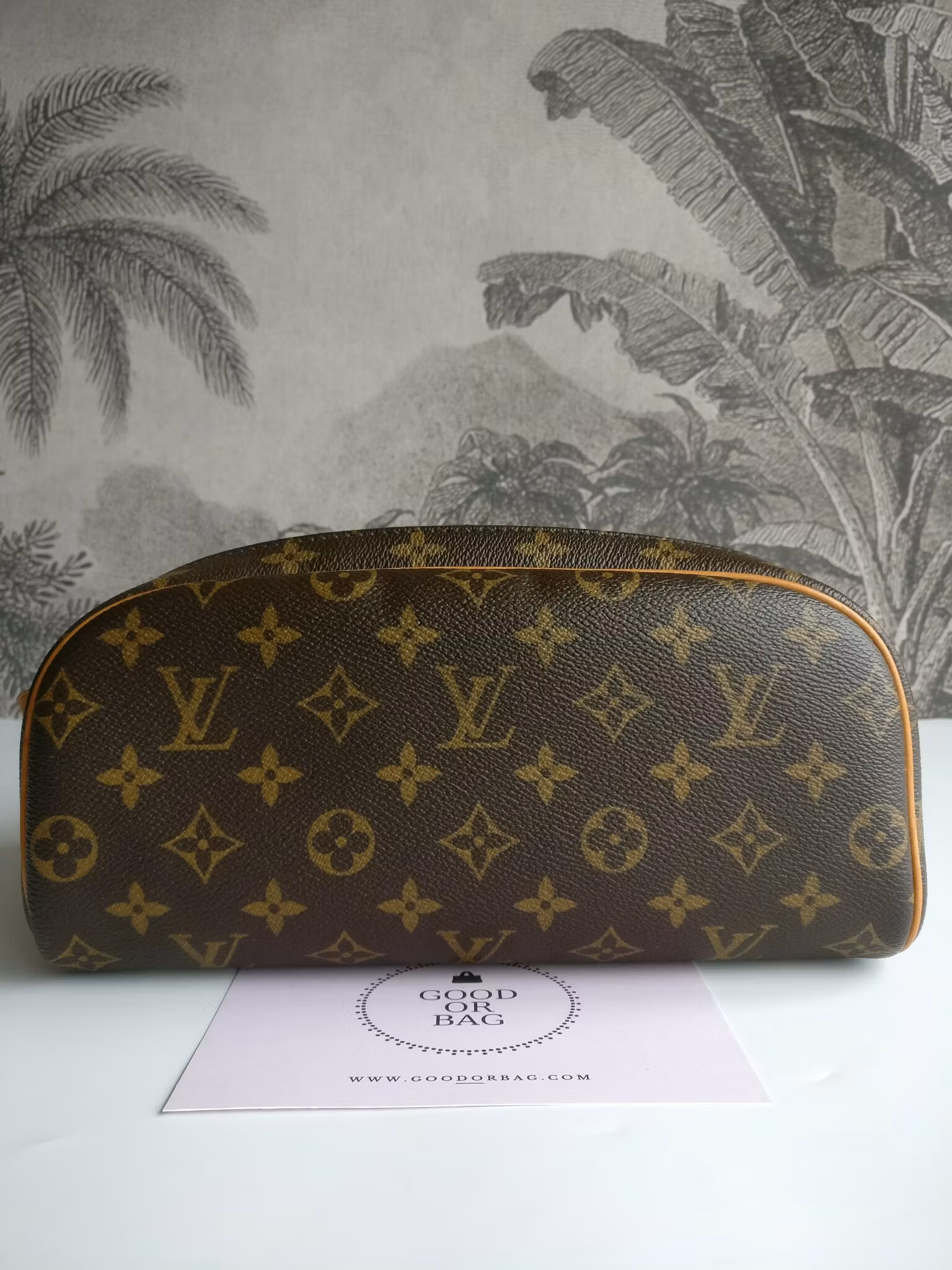 Louis Vuitton King Size Toiletry Bag
