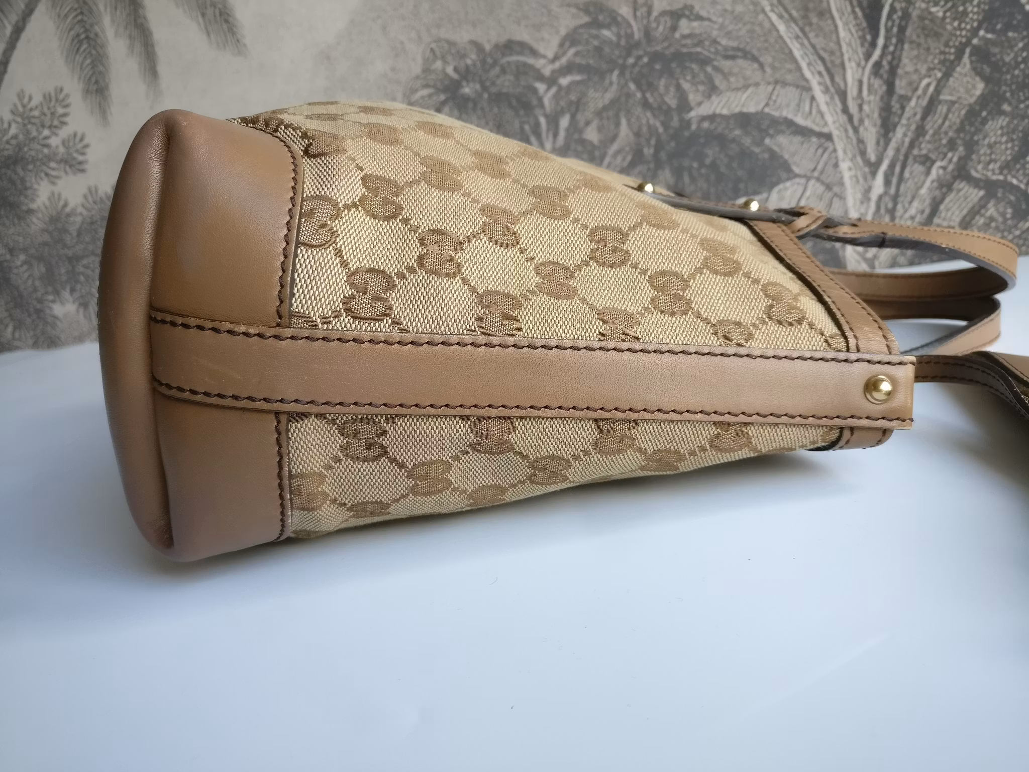 Gucci GG Small Craft Tote with pouch