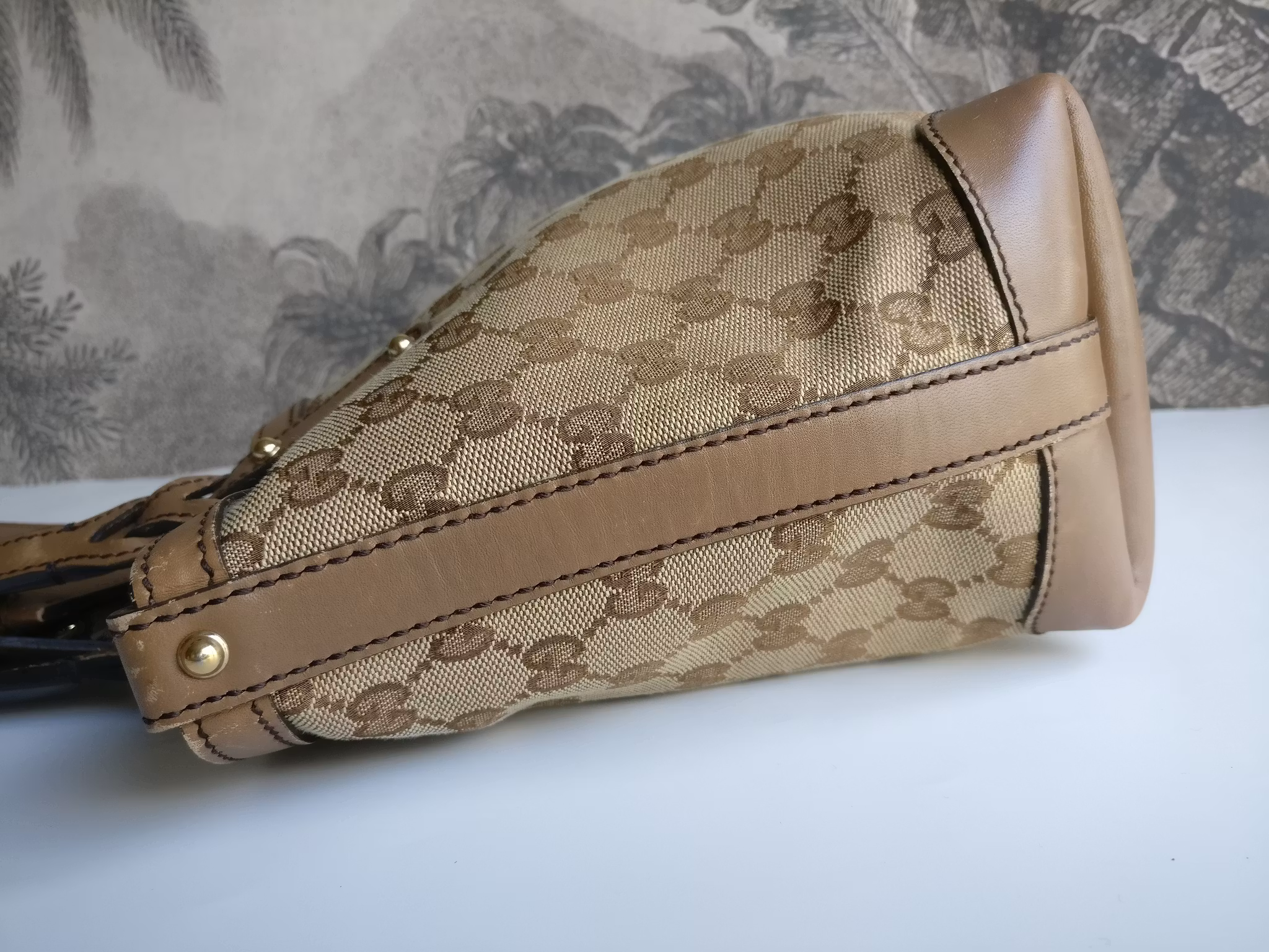 Gucci GG Small Craft Tote with pouch