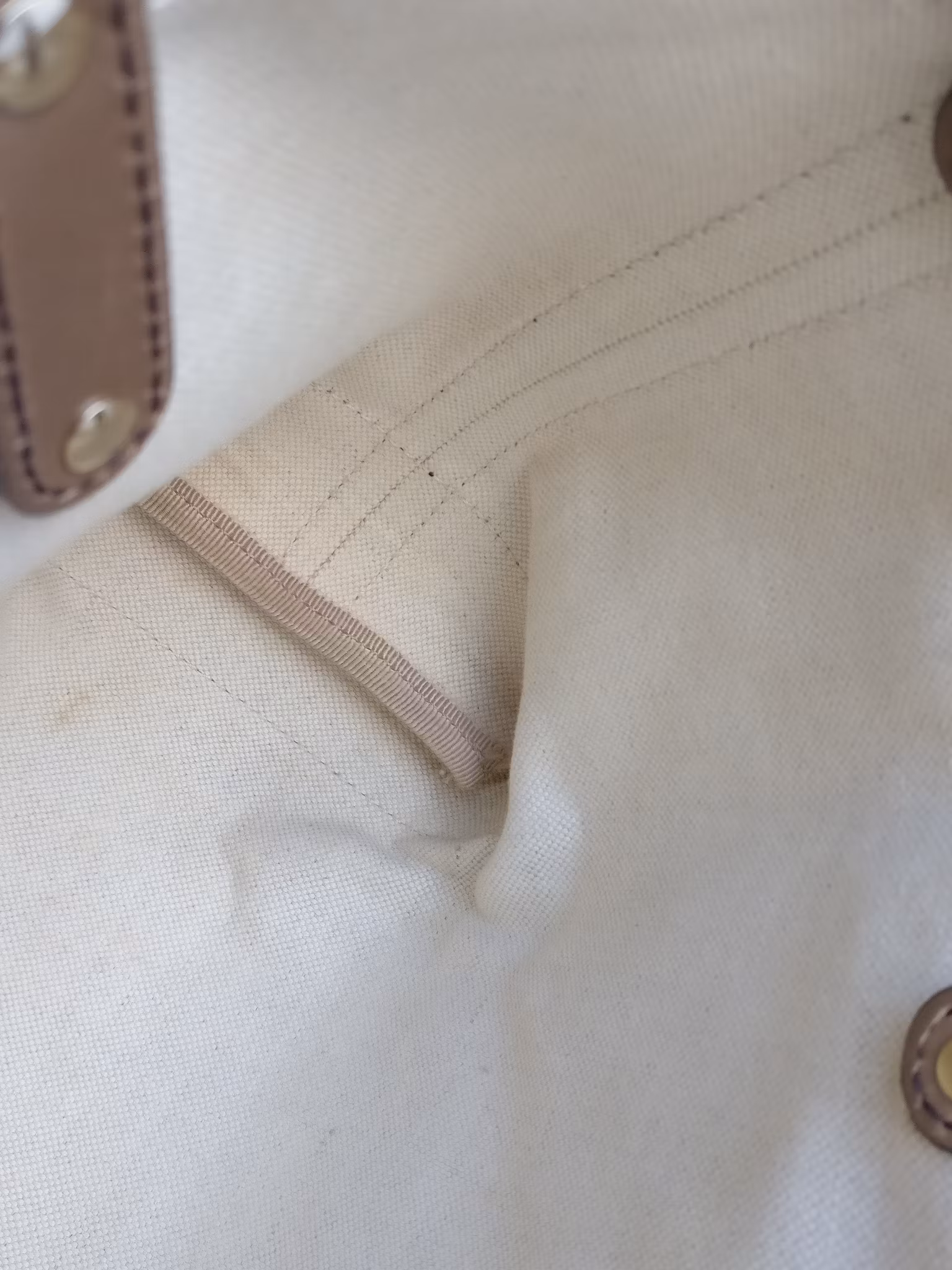 Gucci GG Small Craft Tote with pouch