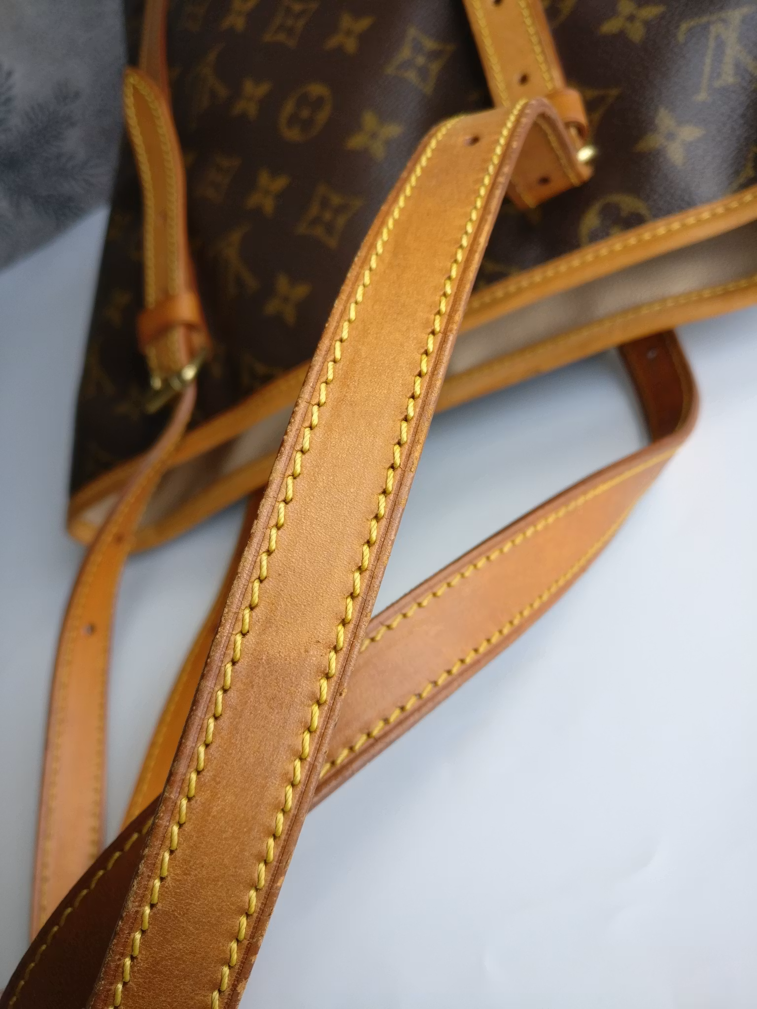 Louis Vuitton Bucket GM