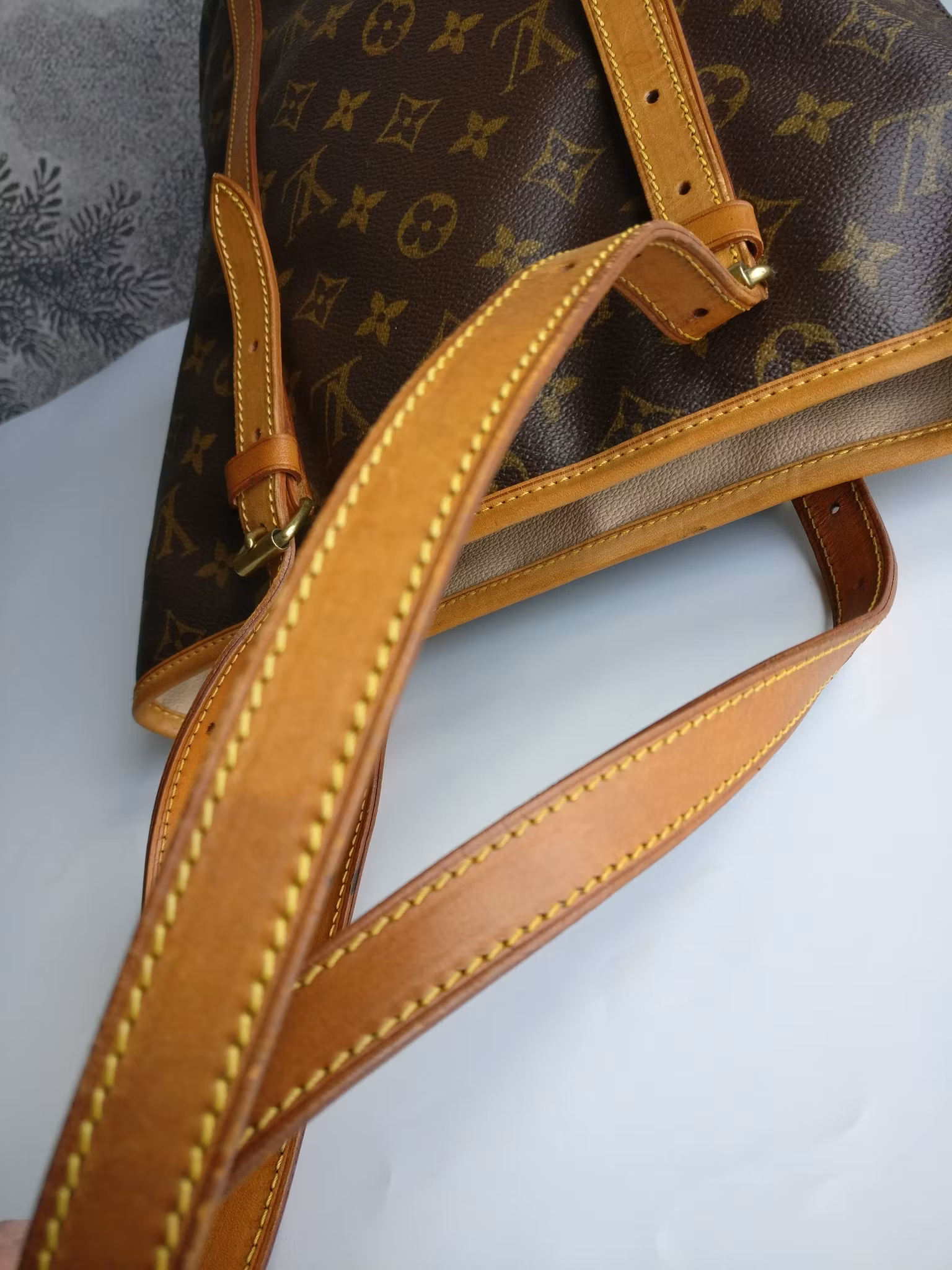 Louis Vuitton Bucket GM