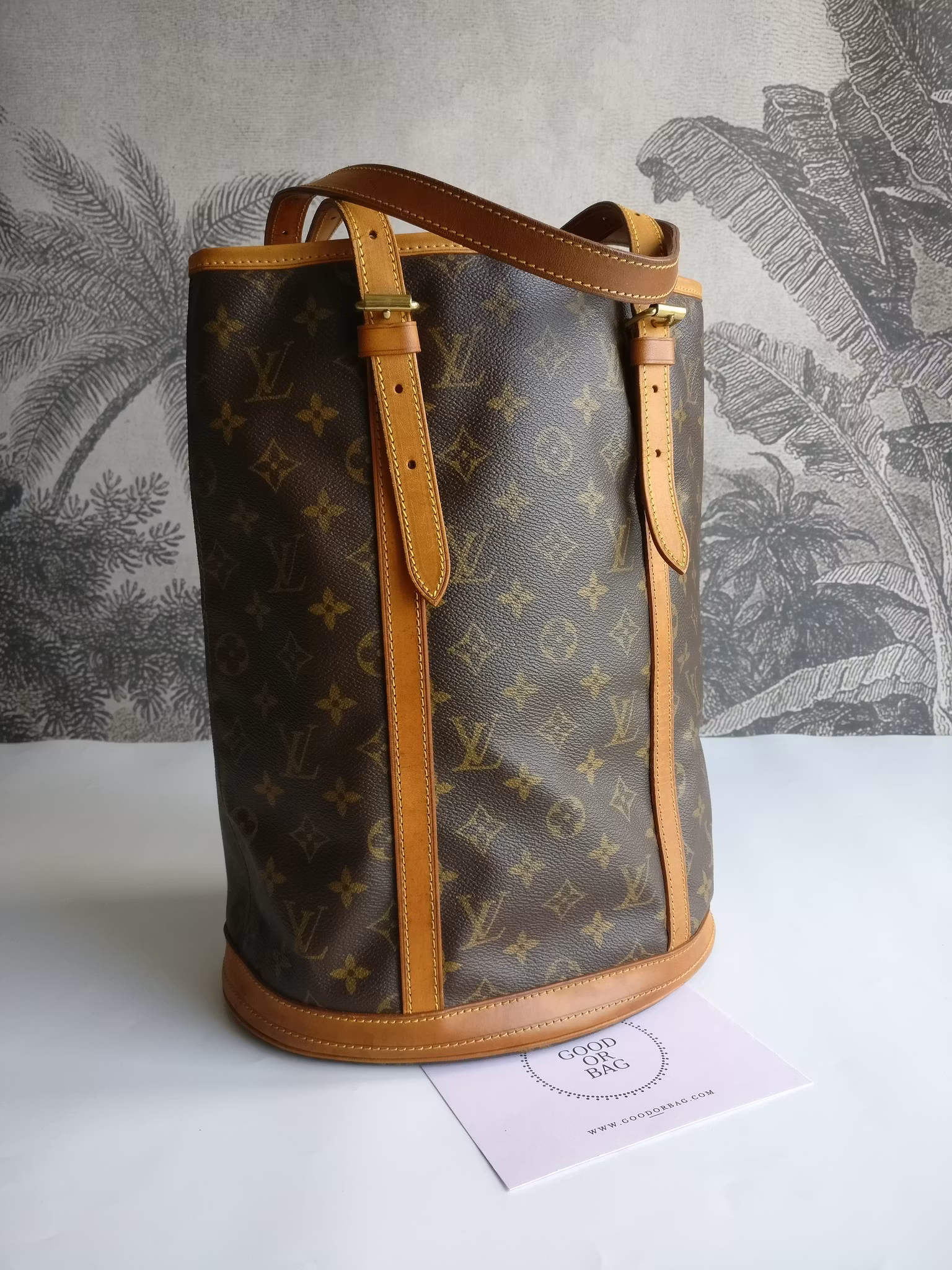 Louis Vuitton Bucket GM