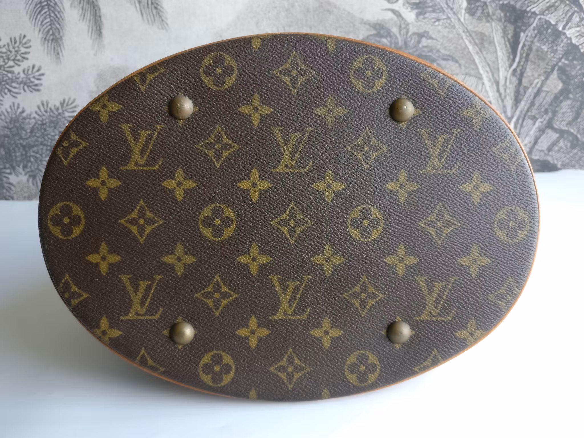 Louis Vuitton Bucket GM