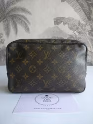 Louis Vuitton Trousse Toilette 23