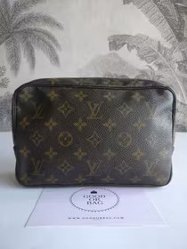 Louis Vuitton Trousse Toilette 23