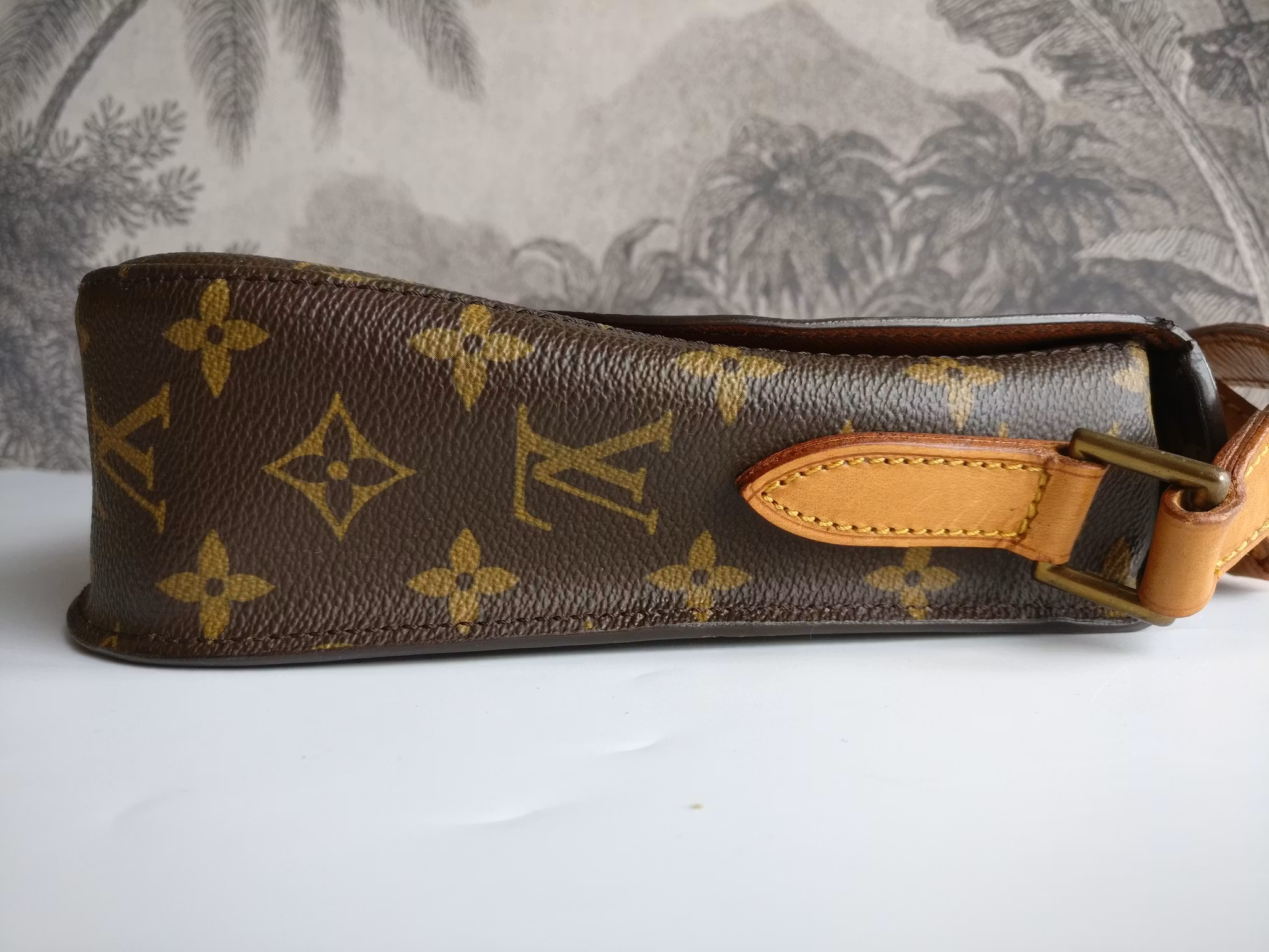 Louis Vuitton St Cloud GM