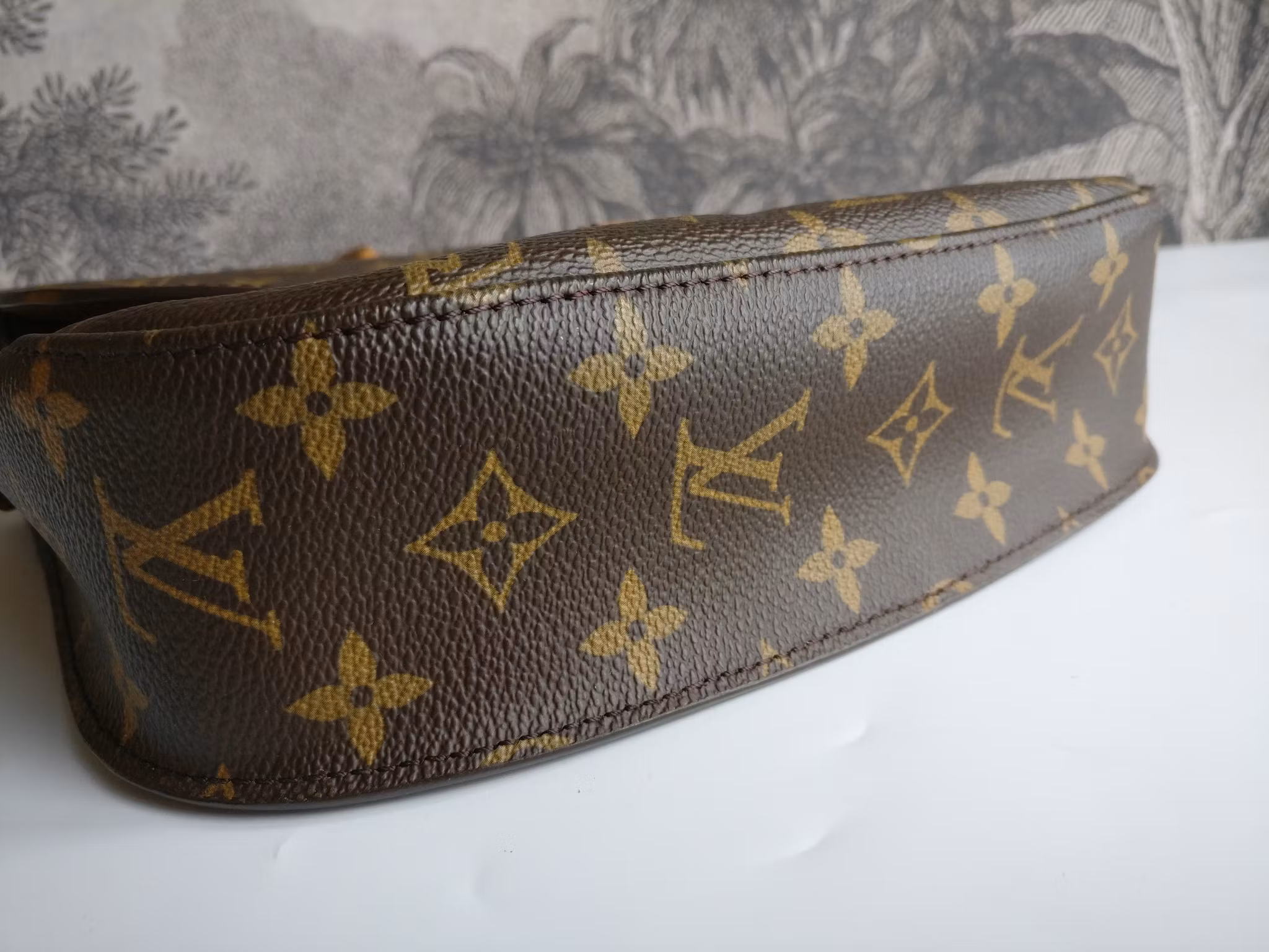Louis Vuitton St Cloud GM