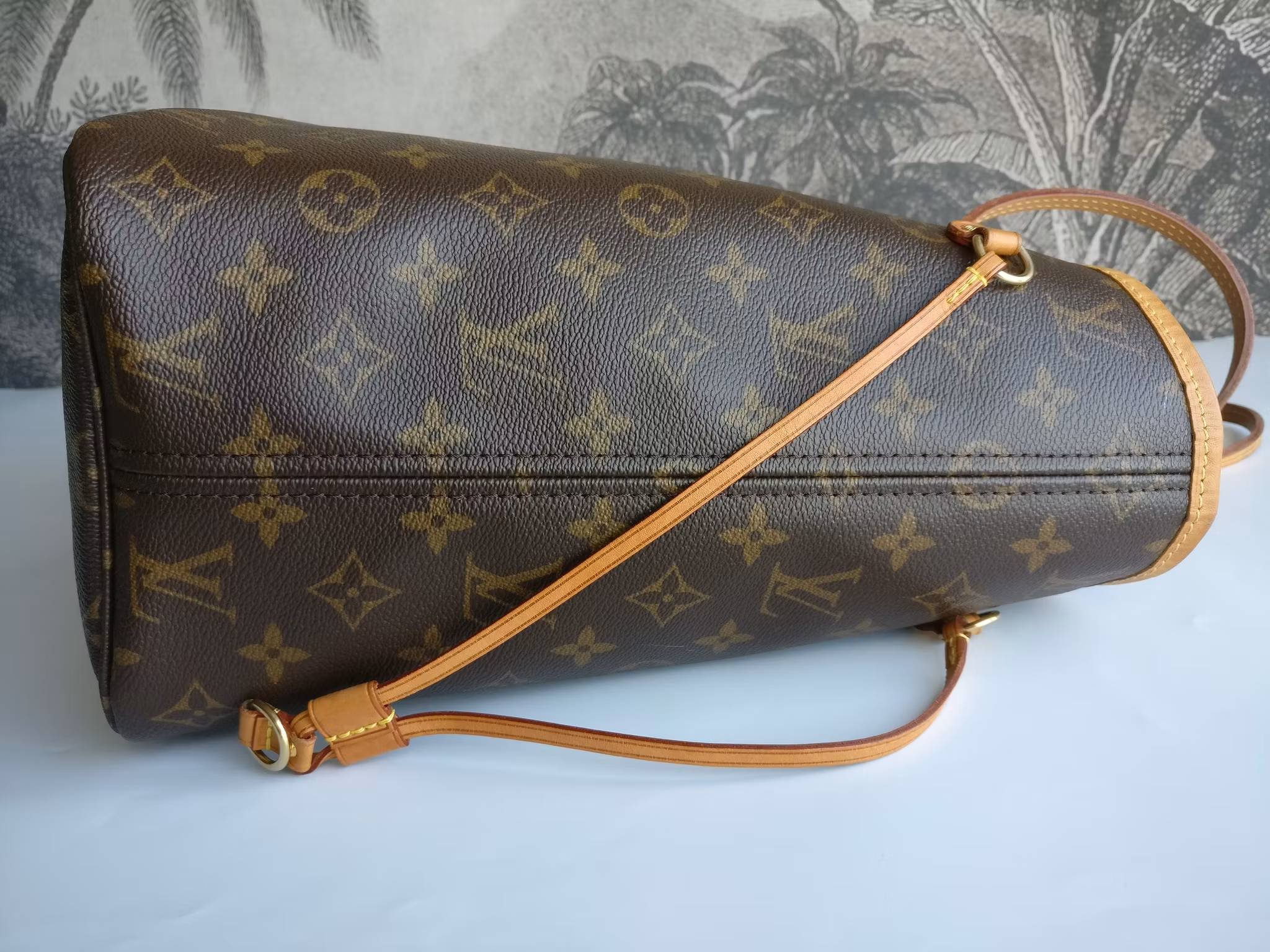 Louis Vuitton Neverfull MM