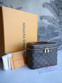 Louis Vuitton Nice BB Vanity