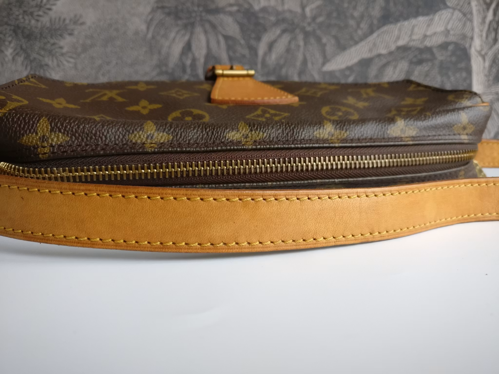 Louis Vuitton Jeune Fille GM