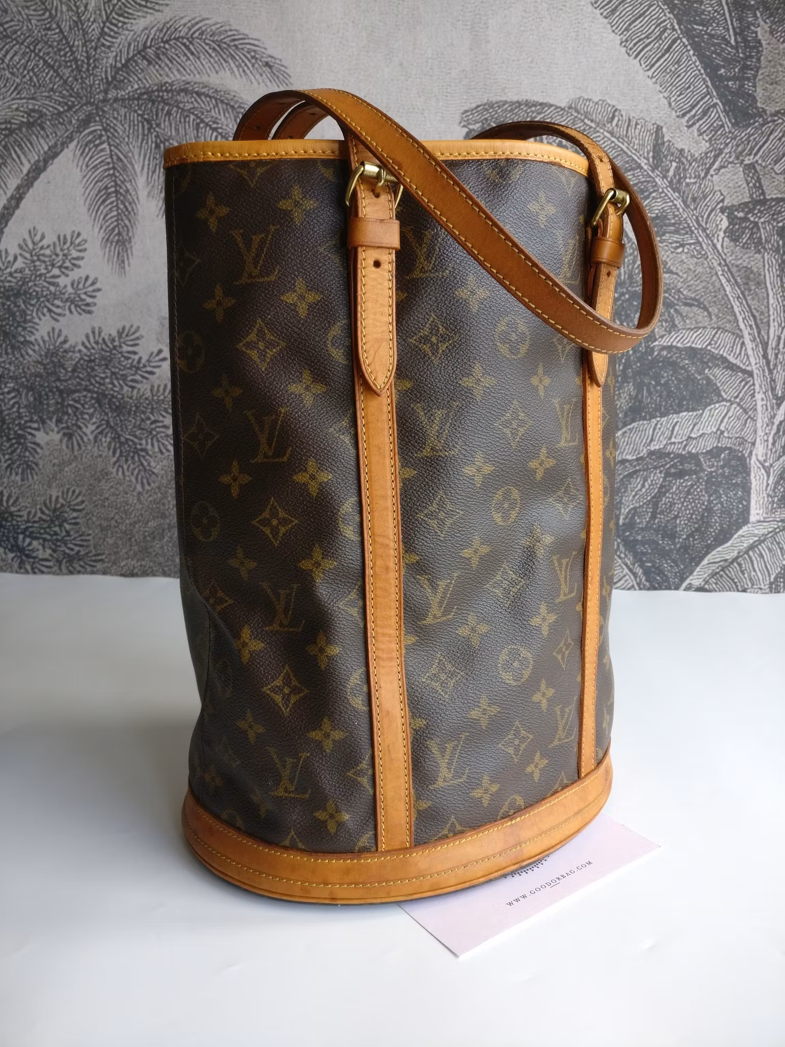 Louis Vuitton Bucket GM