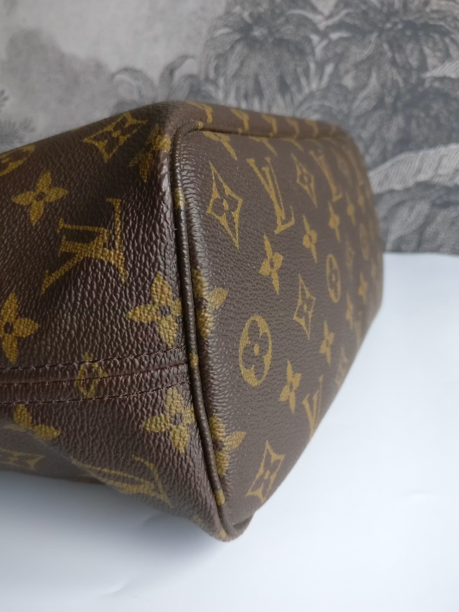 Louis Vuitton Neverfull PM