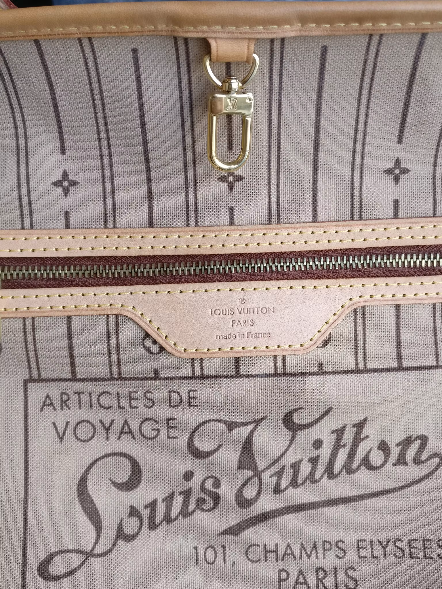 Louis Vuitton Neverfull PM