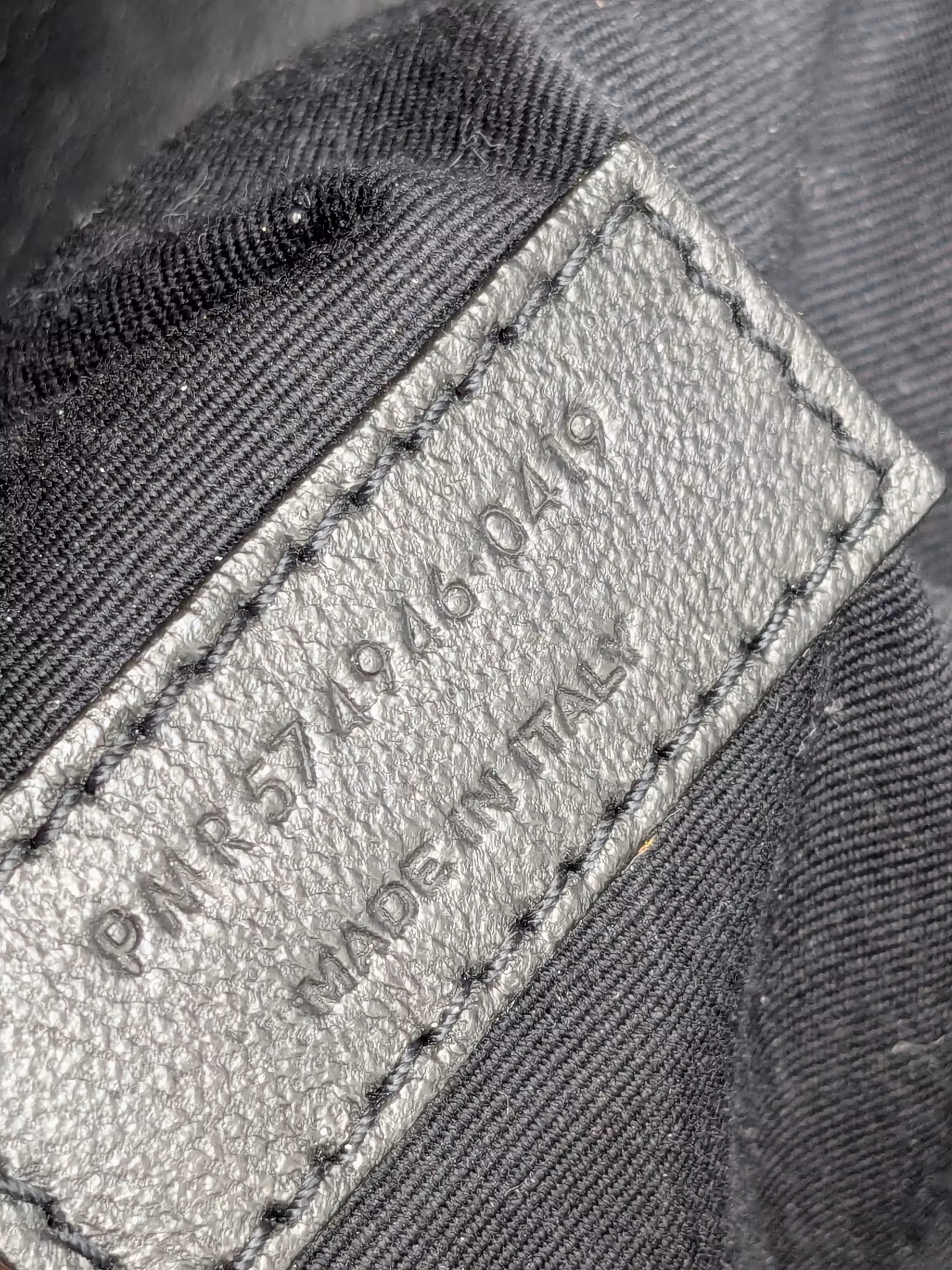 Saint Laurent LouLou Medium Y