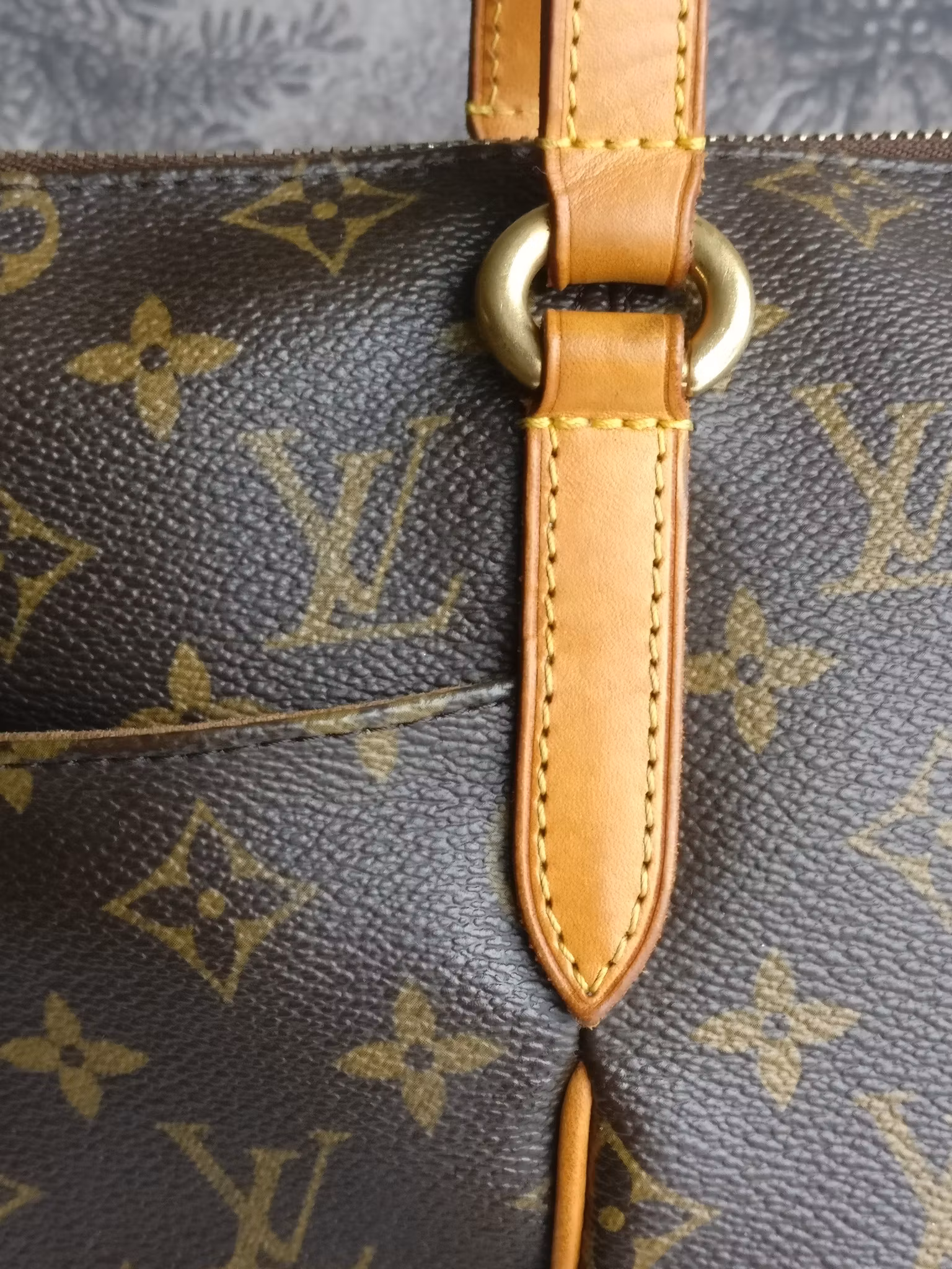 Louis Vuitton Totally PM monogram