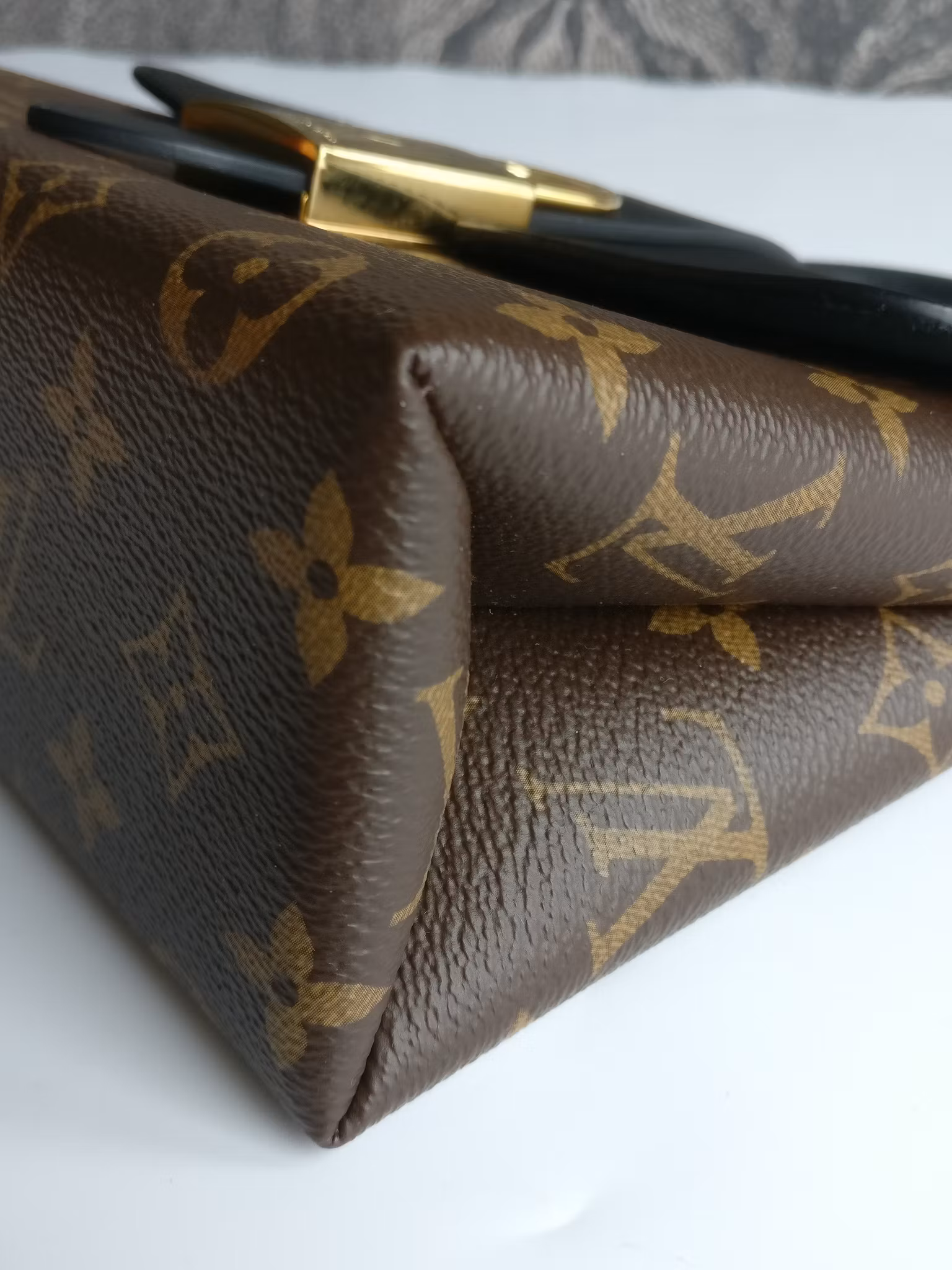 Louis Vuitton Locky BB black monogram