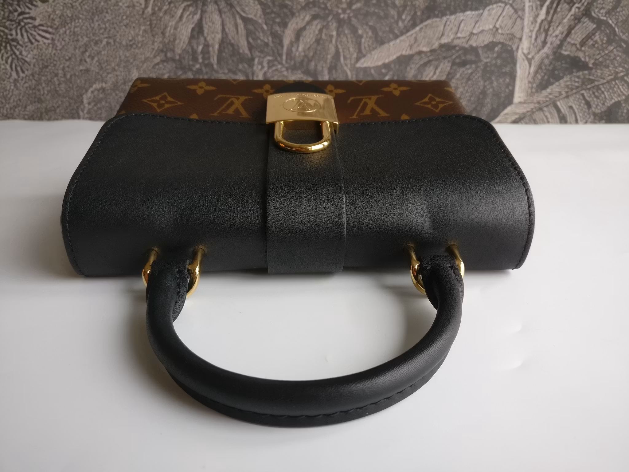 Louis Vuitton Locky BB black monogram