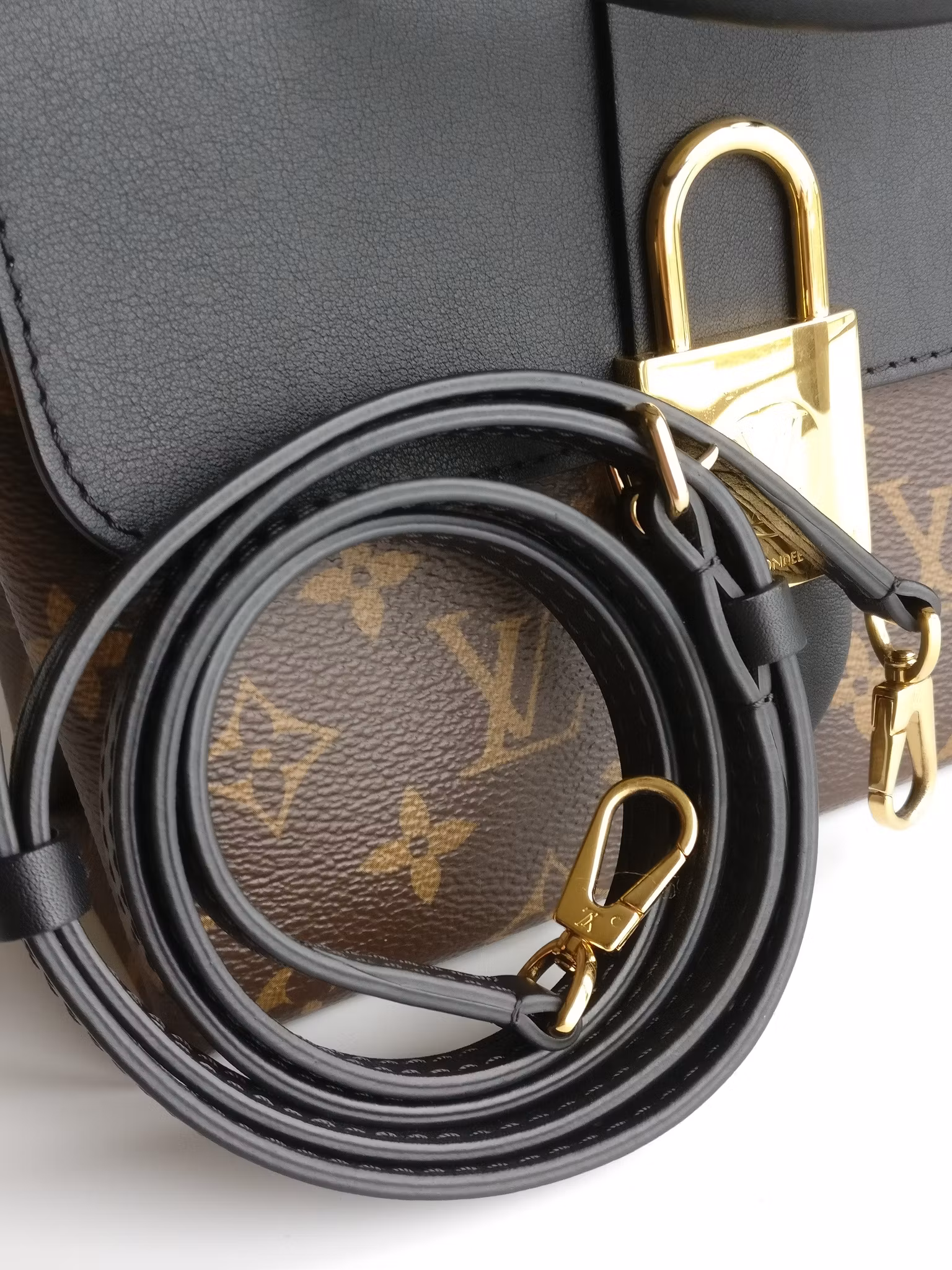 Louis Vuitton Locky BB black monogram