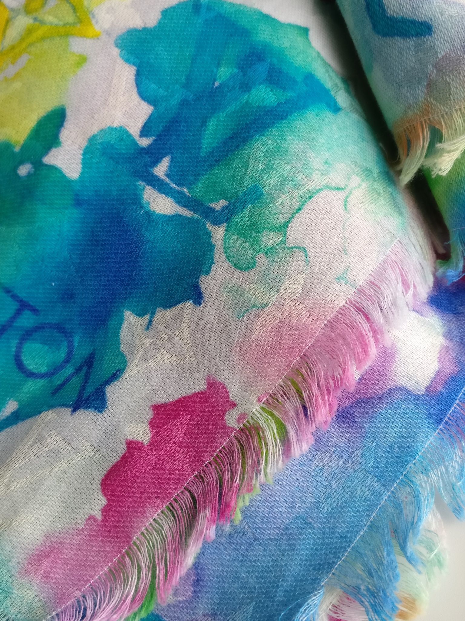 Louis Vuitton Limited Edition Watercolor Stole Shawl
