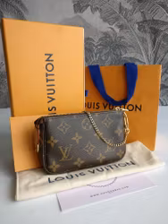 Louis Vuitton Mini Pochette Accessoires monogram