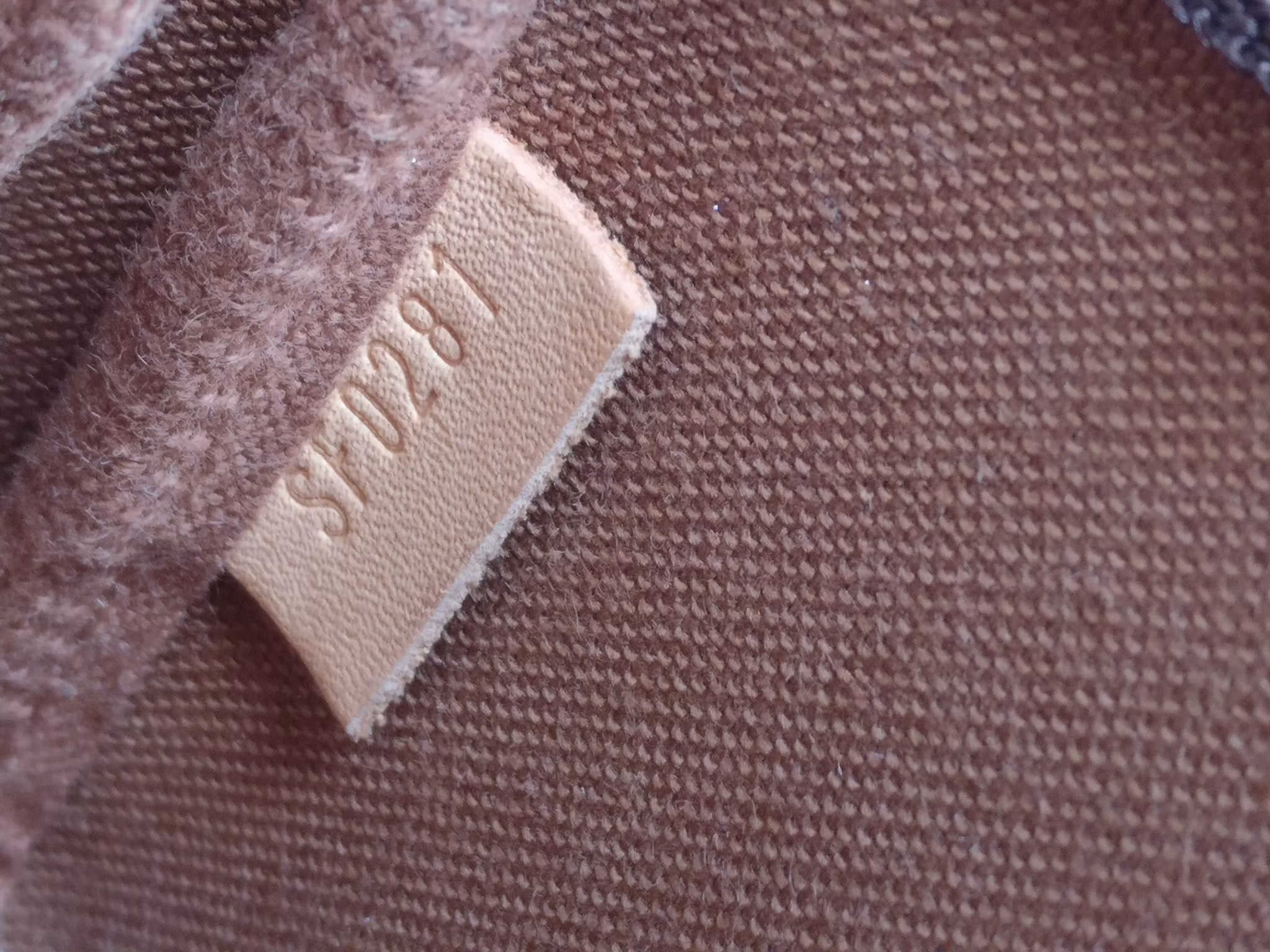 Louis Vuitton Mini Pochette Accessoires monogram