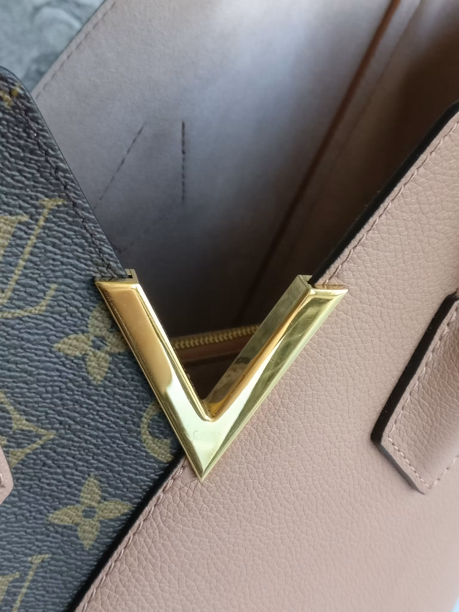 Louis Vuitton Kimono tote