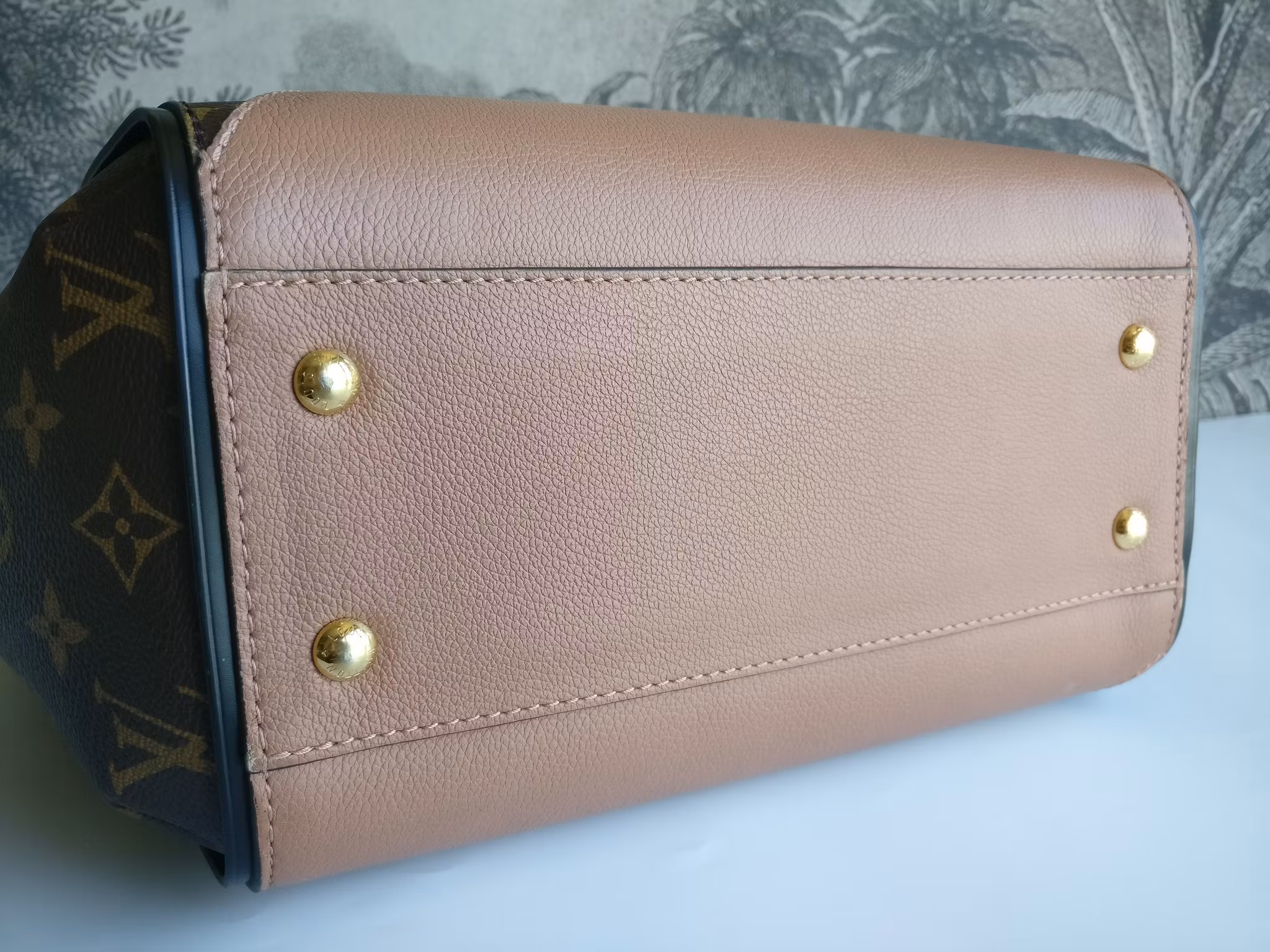 Louis Vuitton Kimono tote